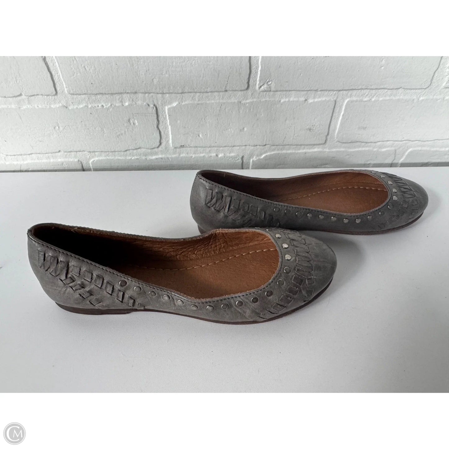 Shoes Designer By Frye In Brown & Grey, Size: 5.5