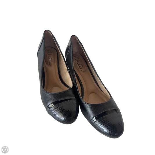 Shoes Heels Wedge By Abella In Black, Size: 9