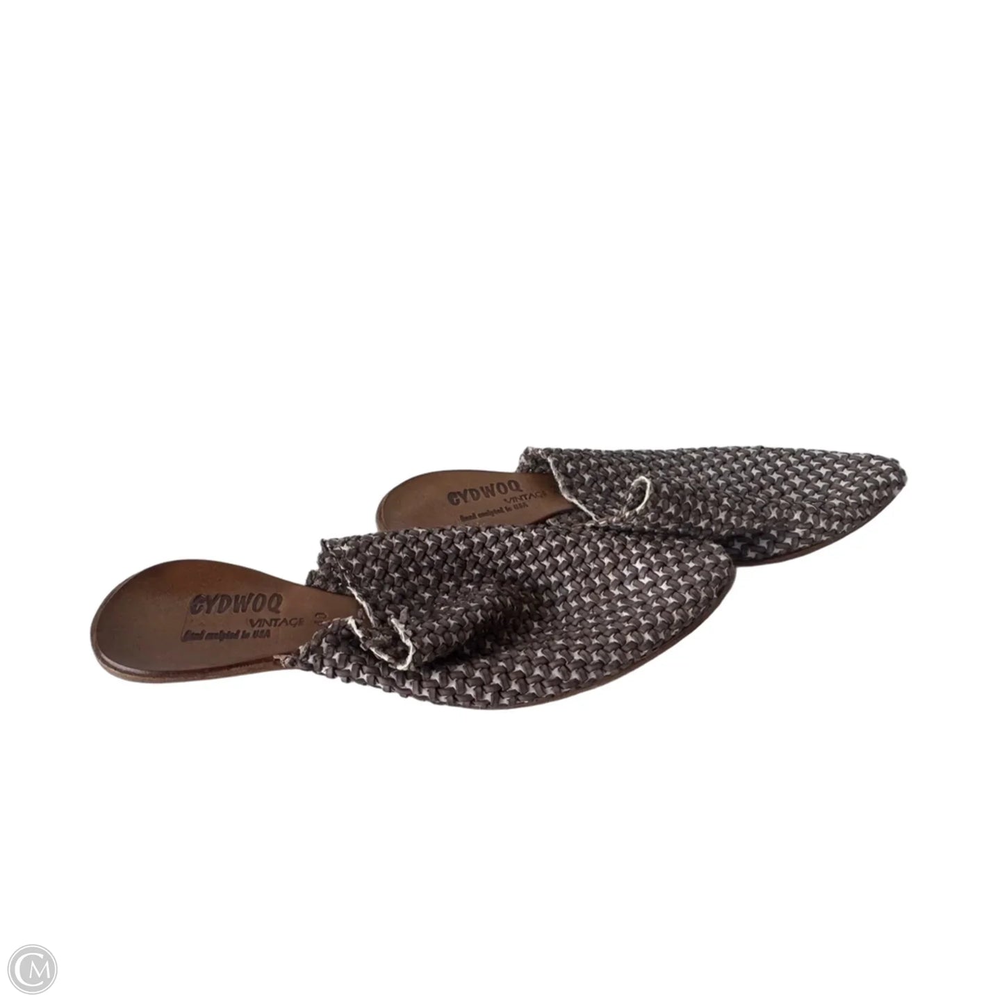 Shoes Flats By Cma In Brown & White, Size: 9.5