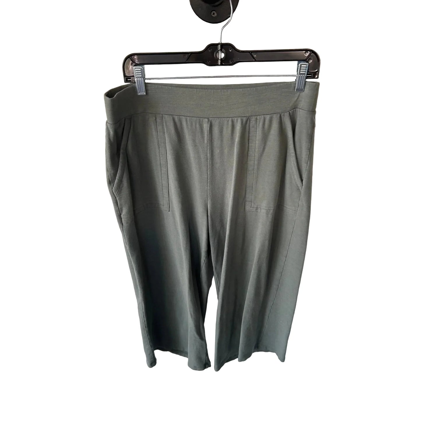 Capris By Talbots In Green, Size: M
