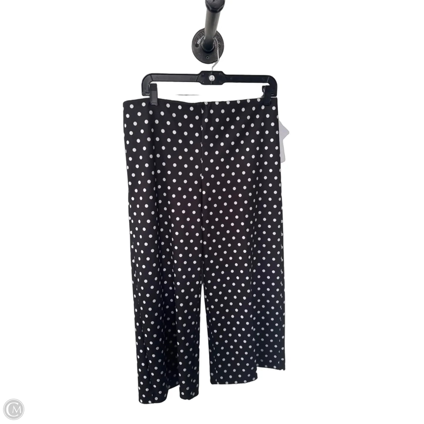 Pants Cropped By Chicos In Black & White, Size: 10