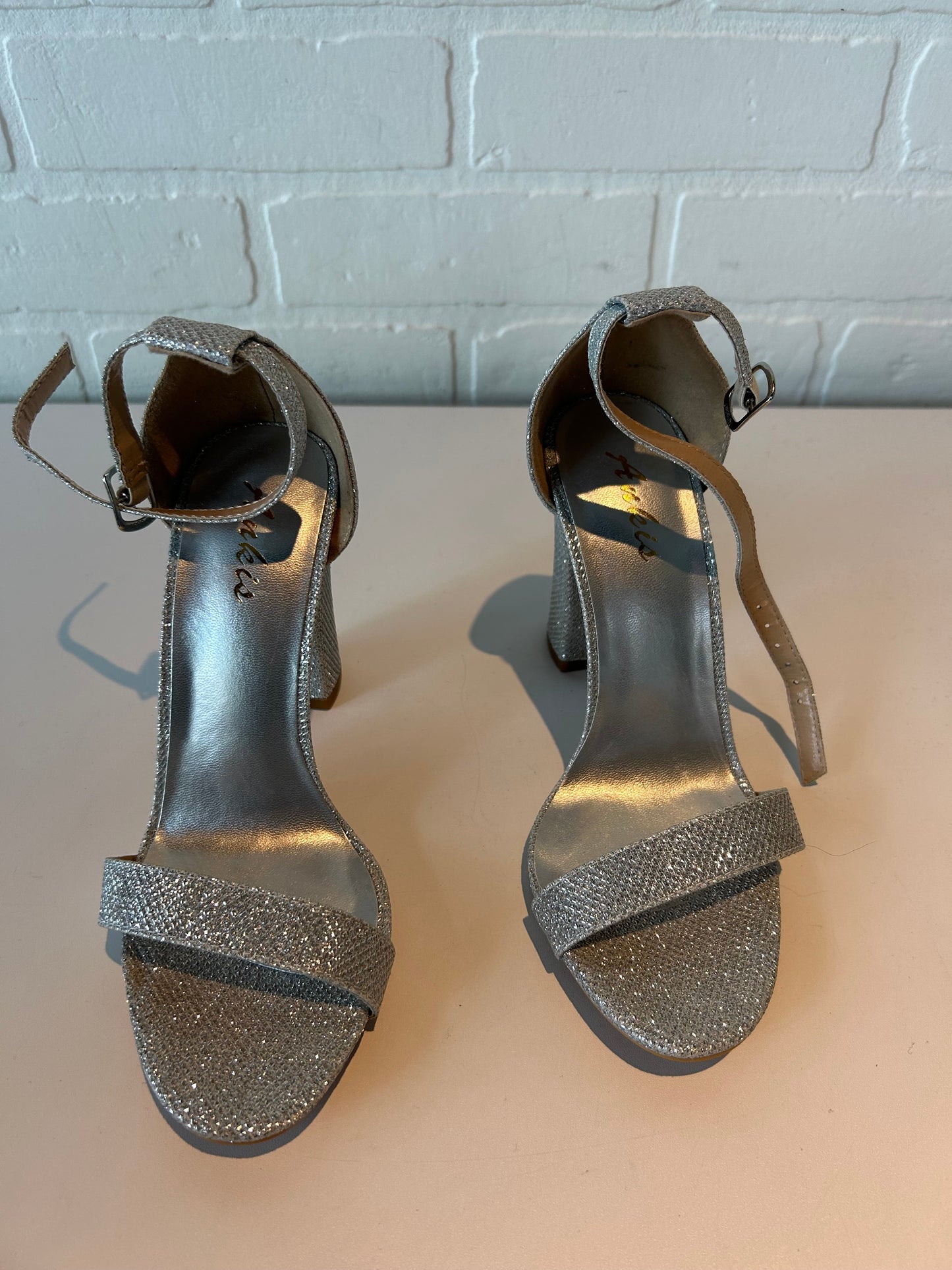 Sandals Heels Block By Clothes Mentor In Silver, Size: 6.5