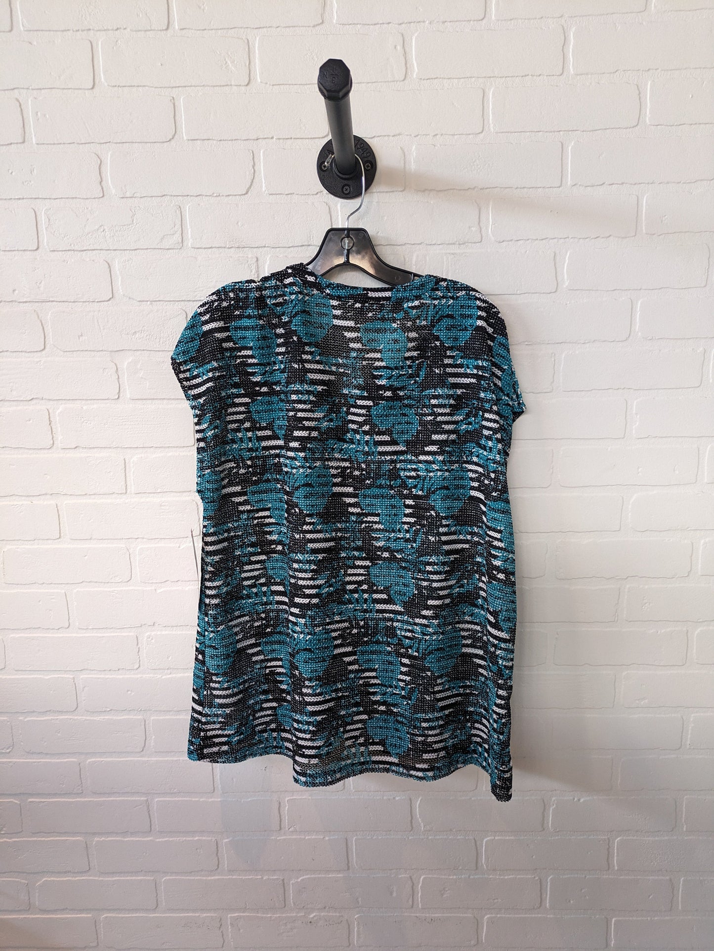 Top Short Sleeve By Christopher And Banks  Size: Xl