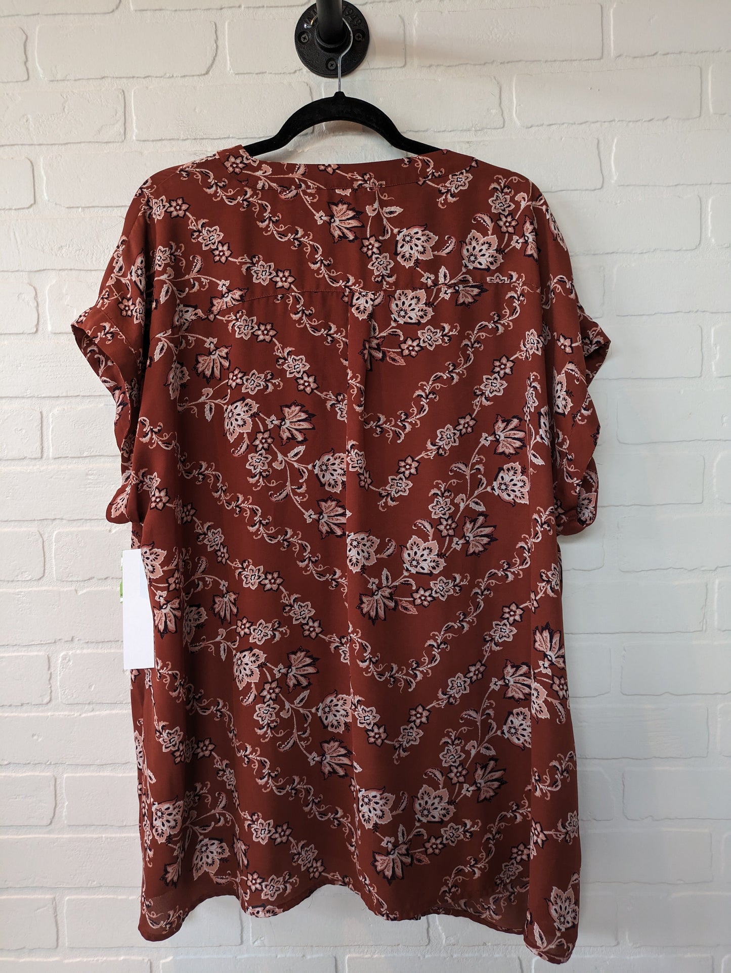 Top Short Sleeve By Maurices  Size: 3x