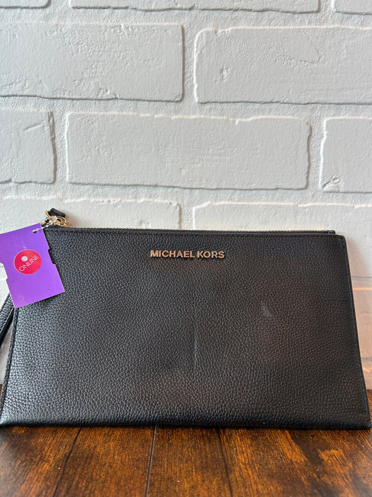 Wristlet Designer By Michael Kors  Size: Medium