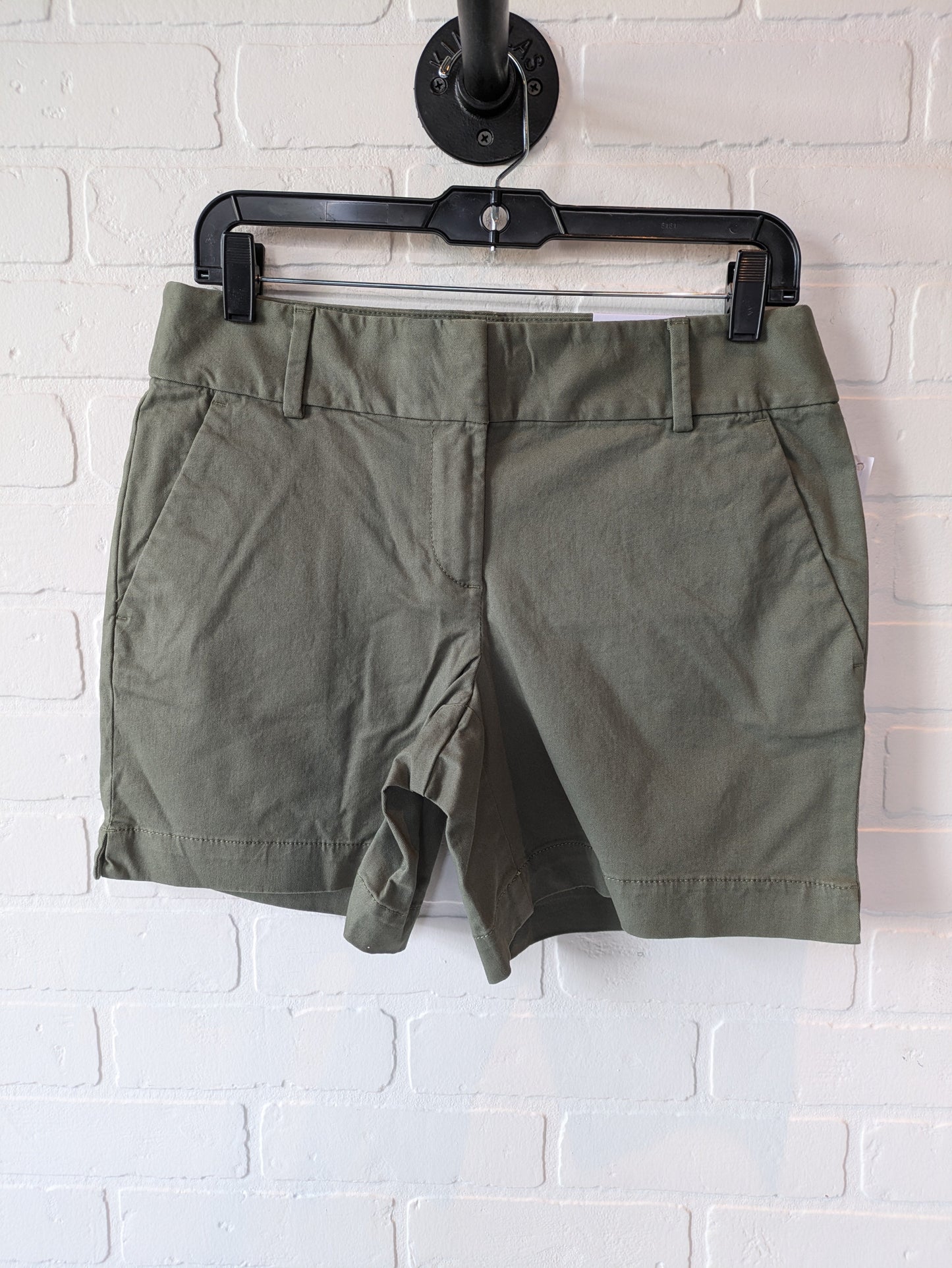 Green Shorts Loft, Size 4