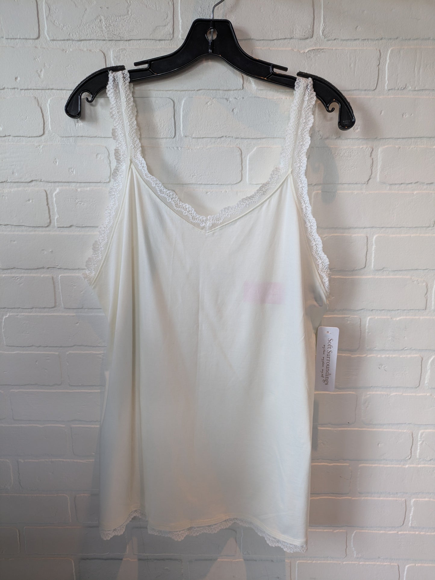 Top Sleeveless By Soft Surroundings In Cream, Size: Xl