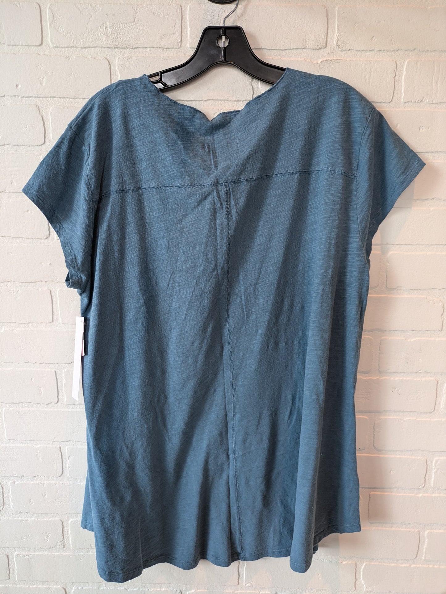 Top Short Sleeve By Cmb In Blue, Size: Xl