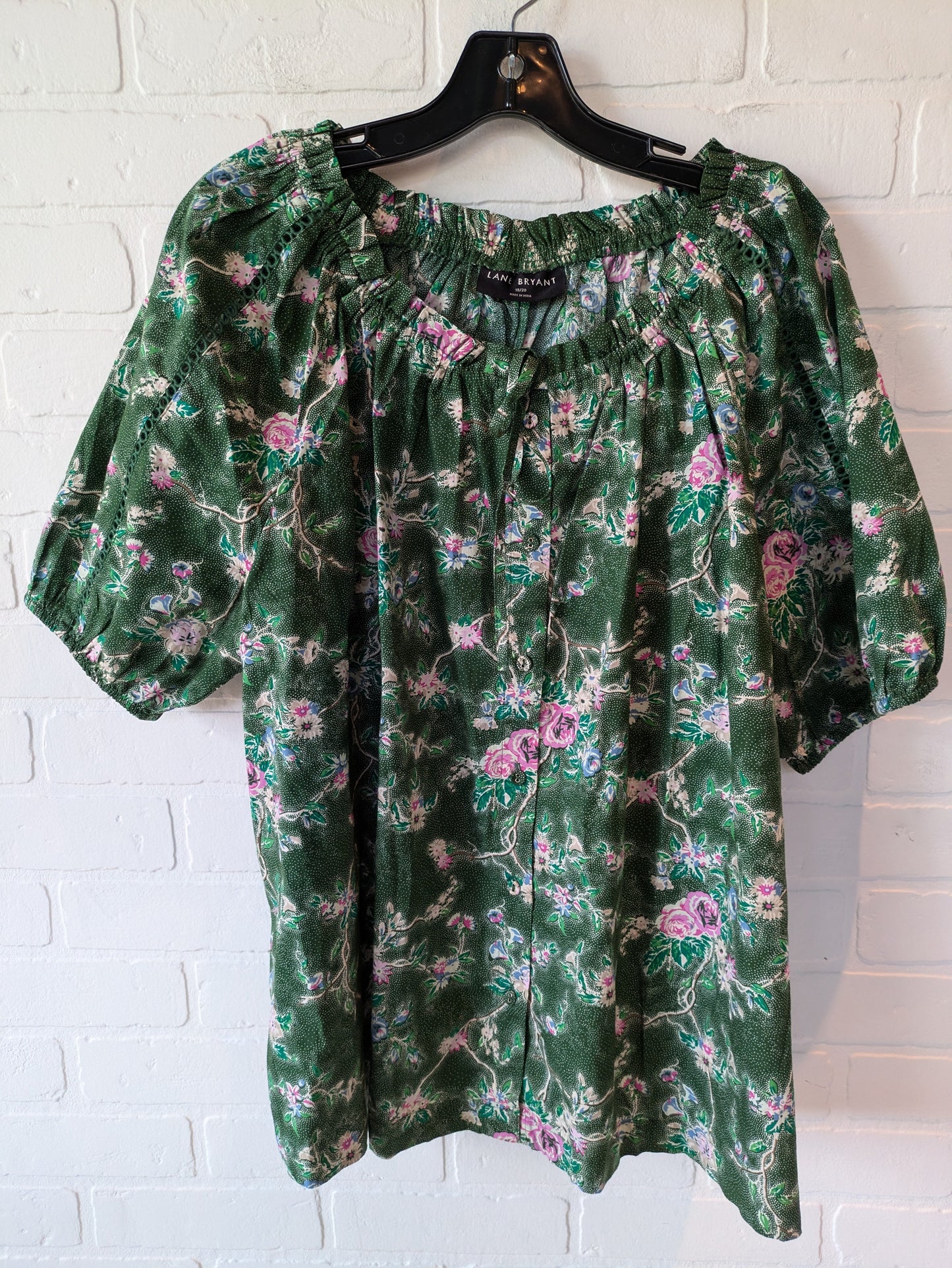 Top Short Sleeve By Lane Bryant In Green, Size: 1x