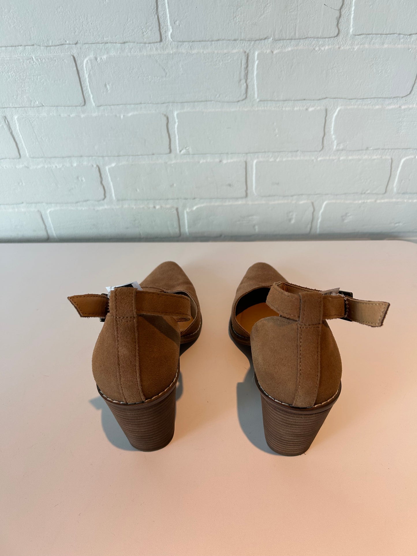 Shoes Heels Block By Crown Vintage In Tan, Size: 9