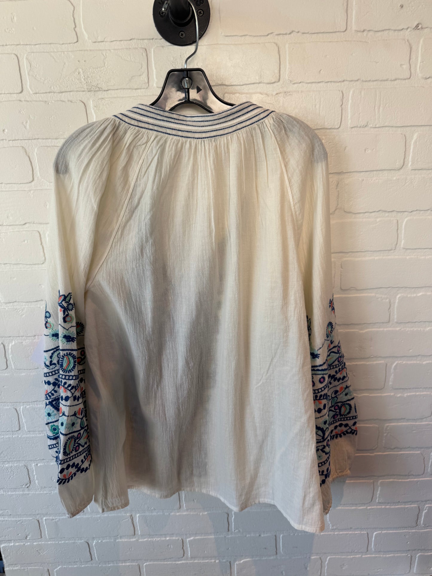 Top Long Sleeve By Sundance In Blue & Cream, Size: L