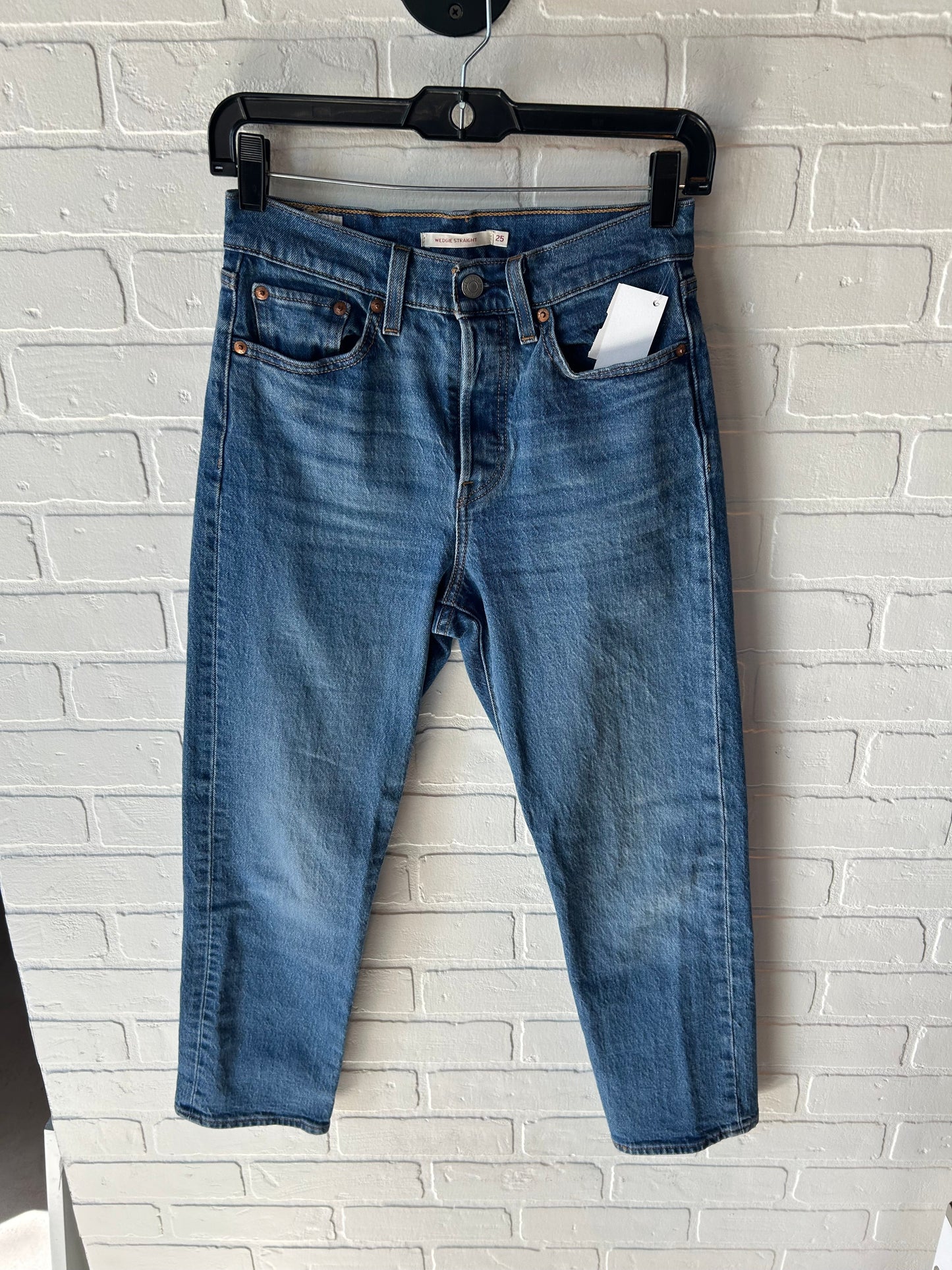 Jeans Straight By Levis In Blue Denim, Size: 2