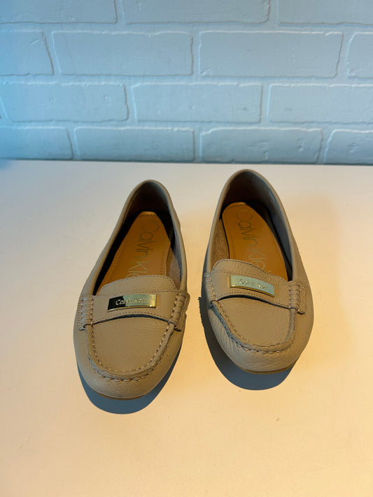 Shoes Flats By Calvin Klein In Tan, Size: 6.5