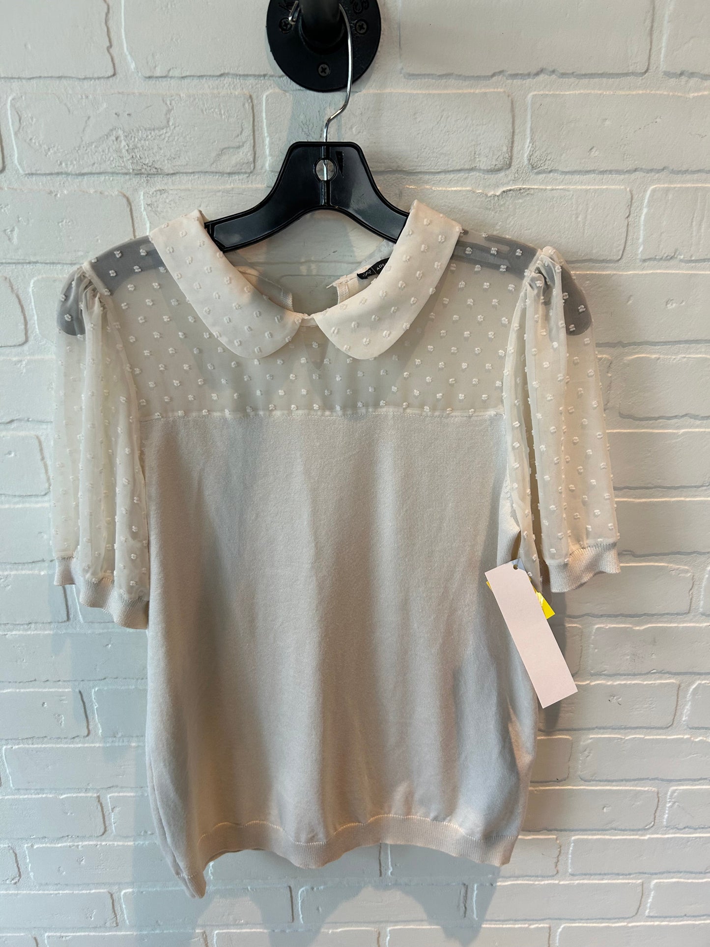 Top Short Sleeve By Adrianna Papell In Cream, Size: M