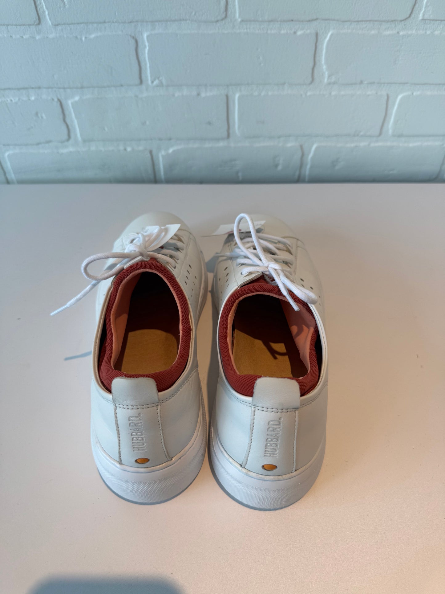 Shoes Sneakers By Cma In White, Size: 9.5