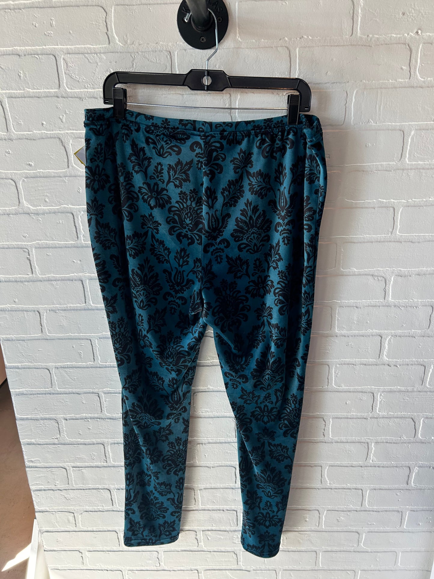 Pants Lounge By Chicos In Black & Blue, Size: 12