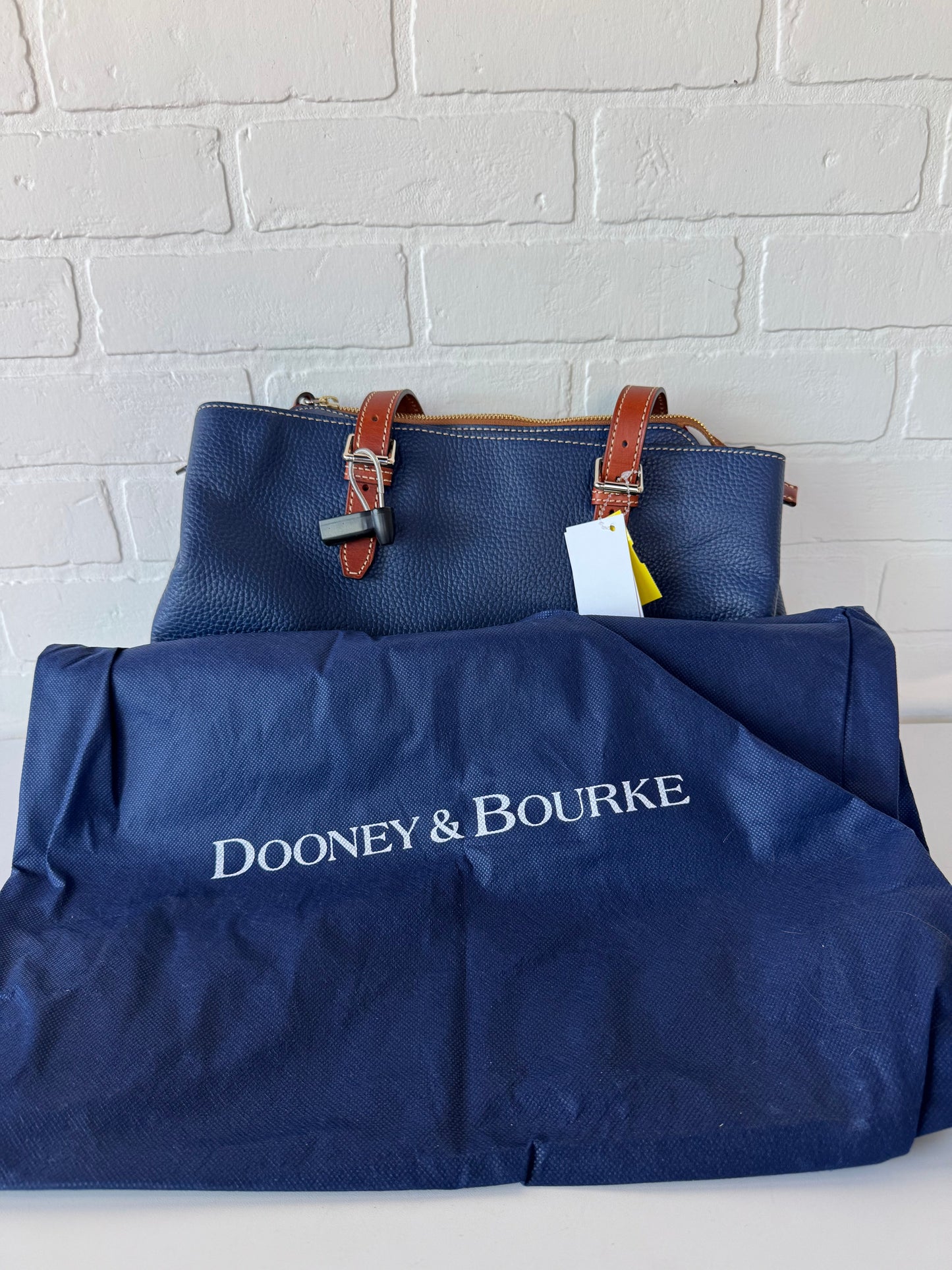 Handbag Designer By Dooney And Bourke, Size: Medium