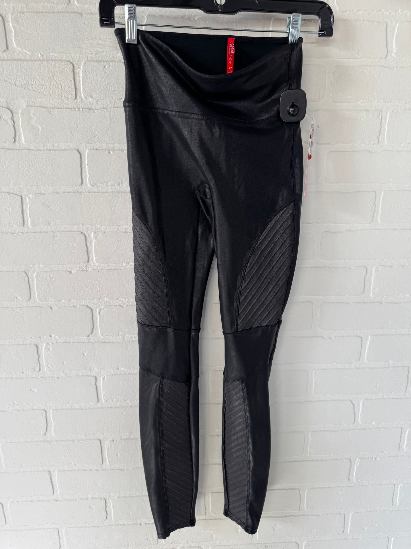 Athletic Leggings By Spanx In Black, Size: 4