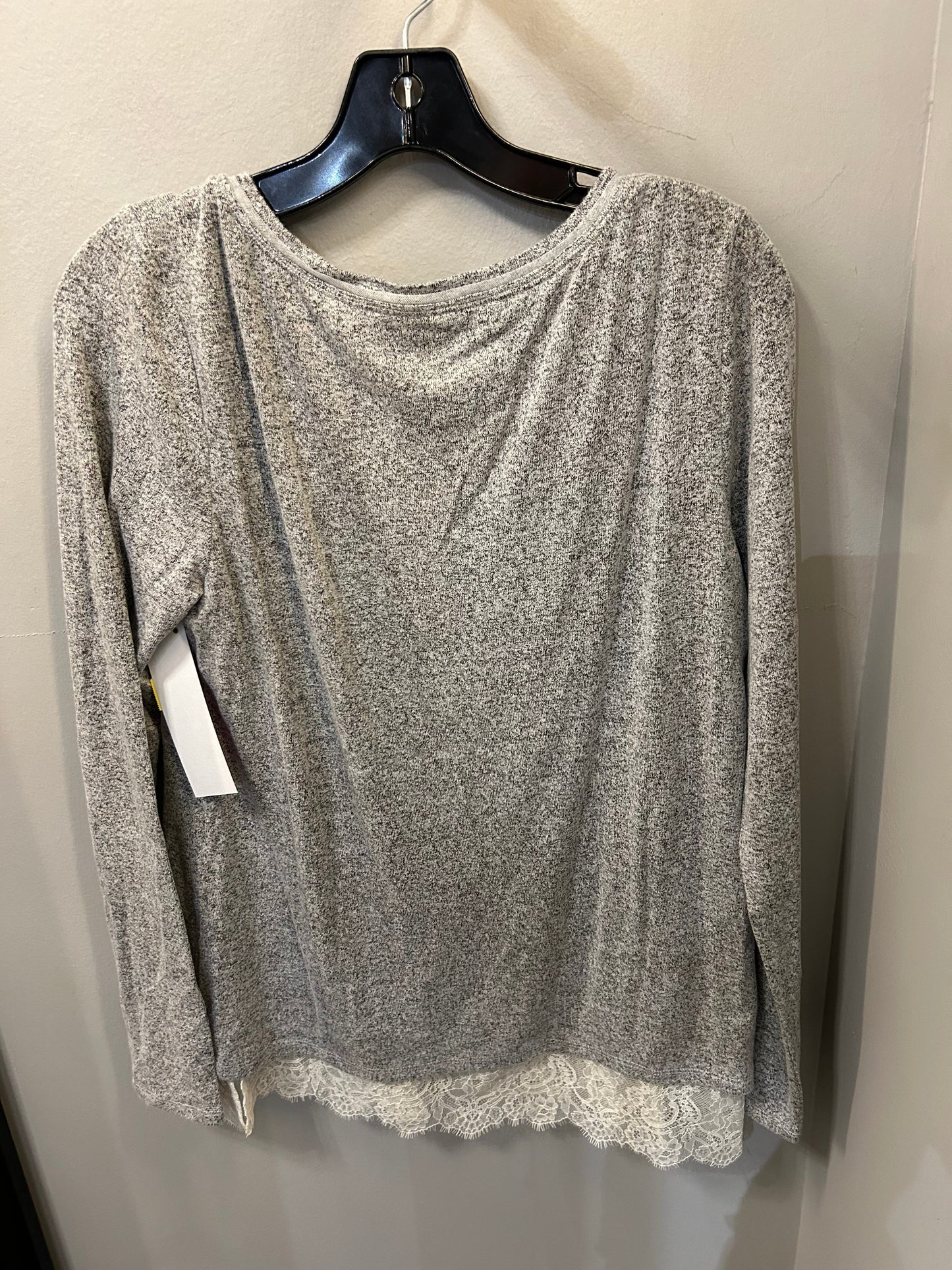 Top Long Sleeve By White House Black Market In Grey & White, Size: M