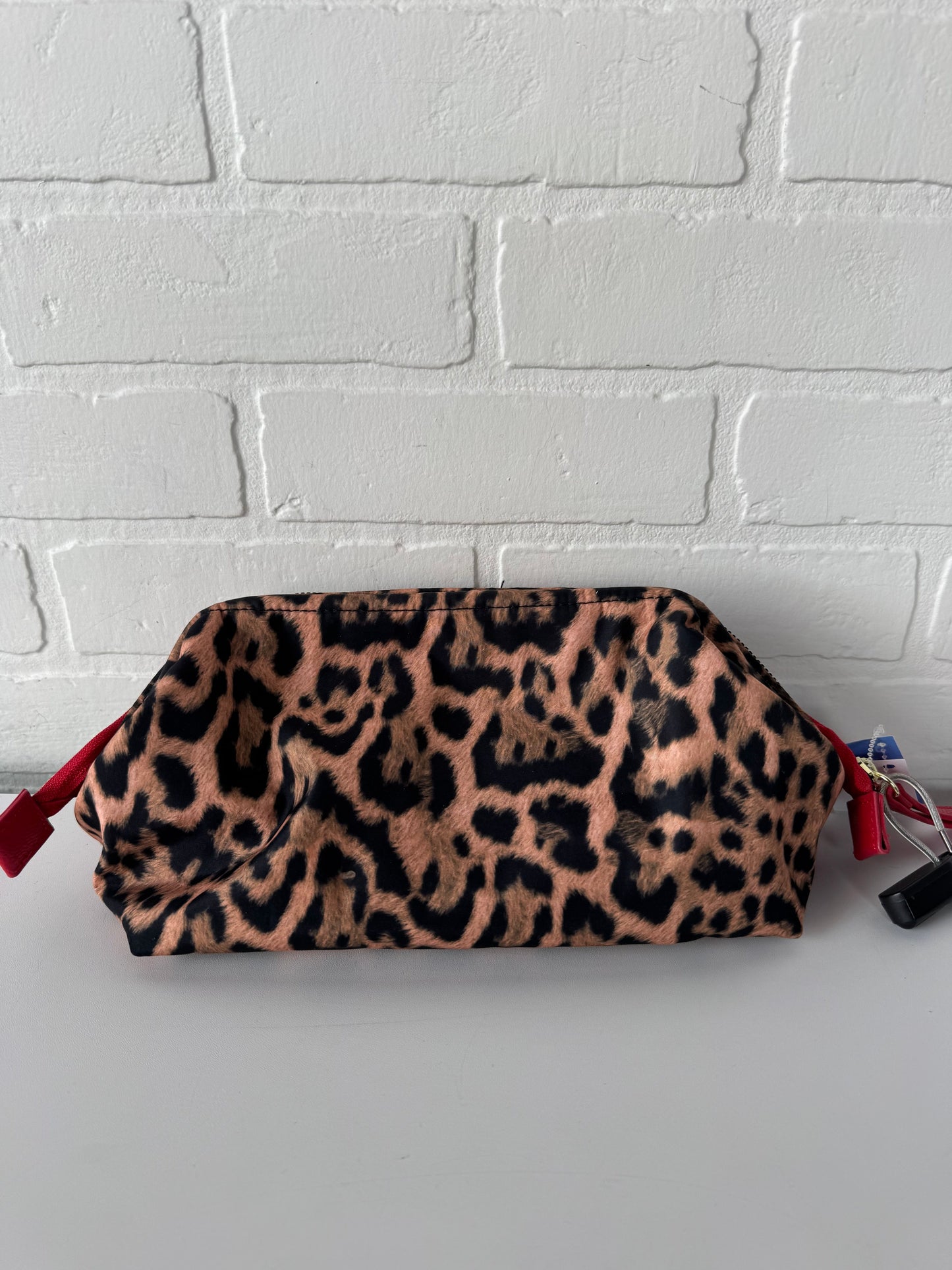 Makeup Bag By Steve Madden, Size: Medium