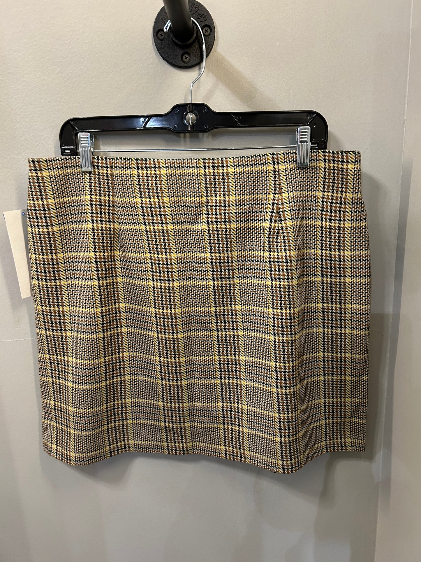 Skirt Mini & Short By Cabi In Brown & Yellow, Size: 12