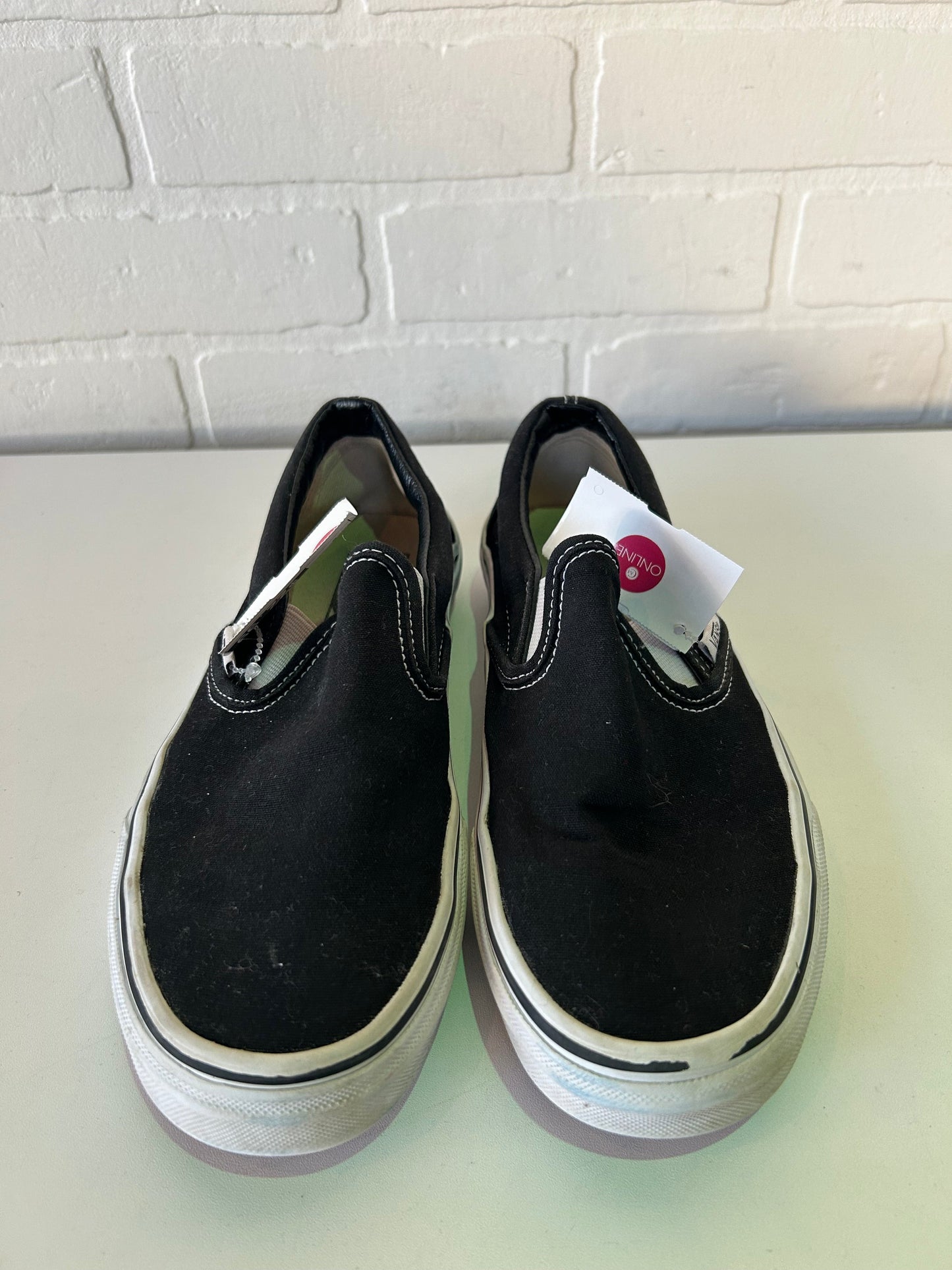 Shoes Sneakers By Vans In Black & White, Size: 8