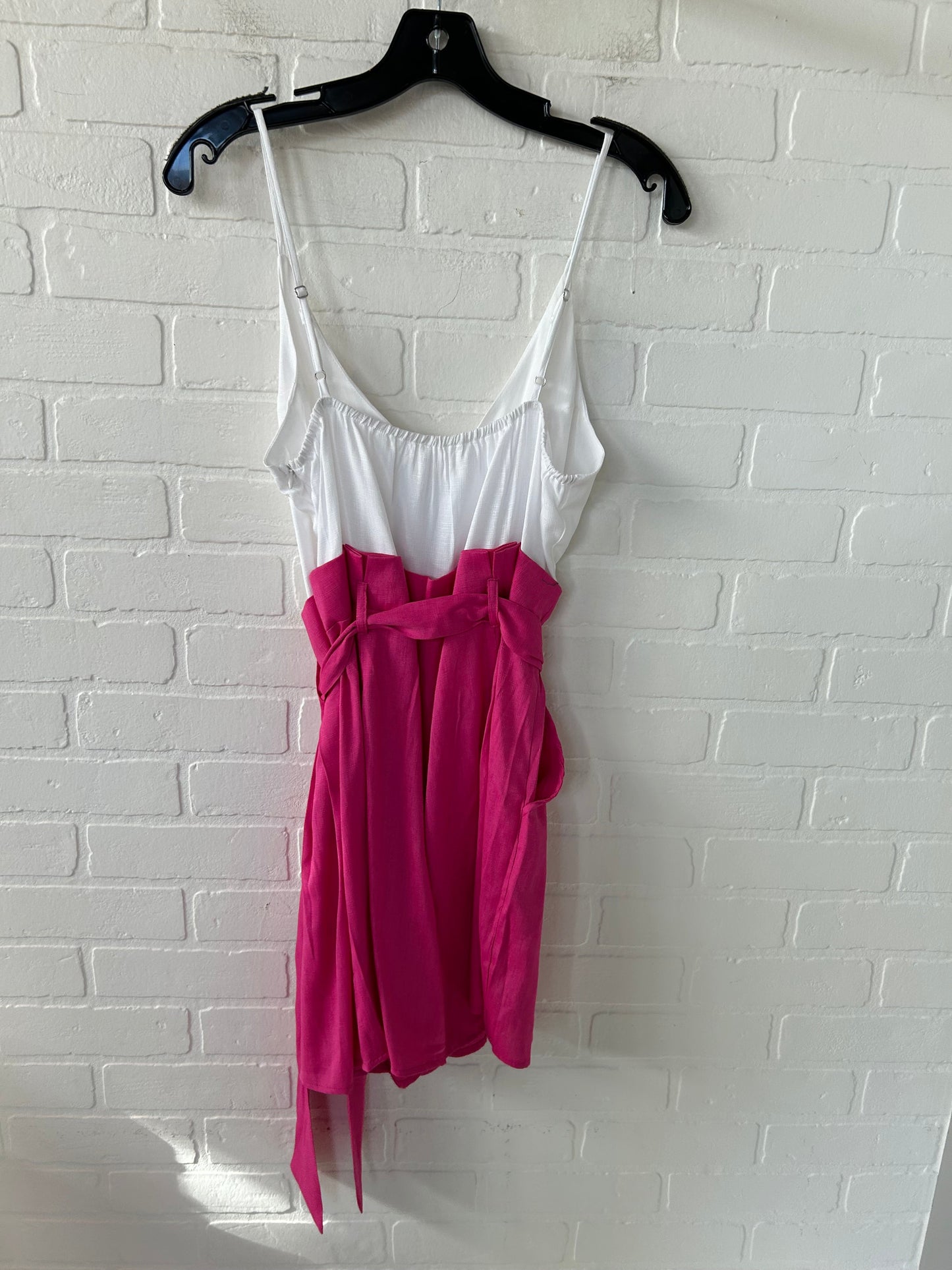 Romper By Ee Some In Pink & White, Size: L