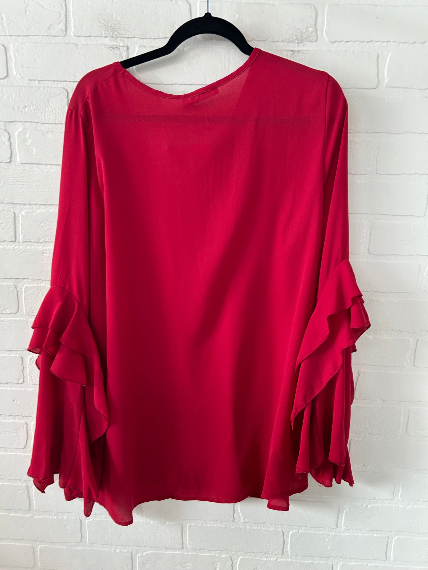 Top Long Sleeve By Accent In Red, Size: 2x