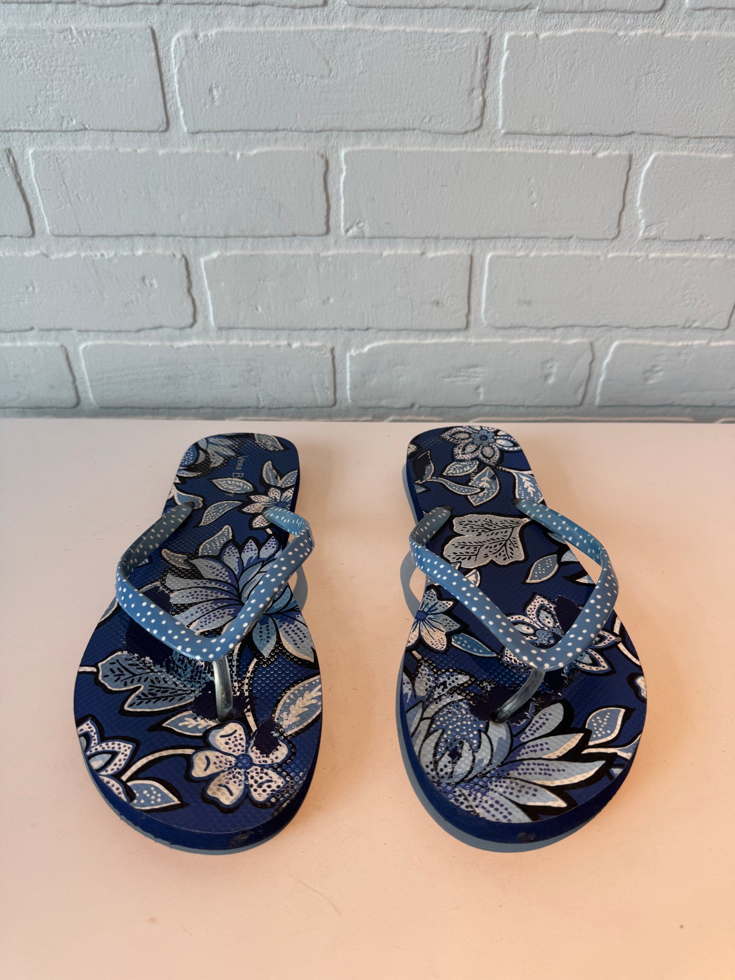 Sandals Flip Flops By Vera Bradley In Blue, Size: 9