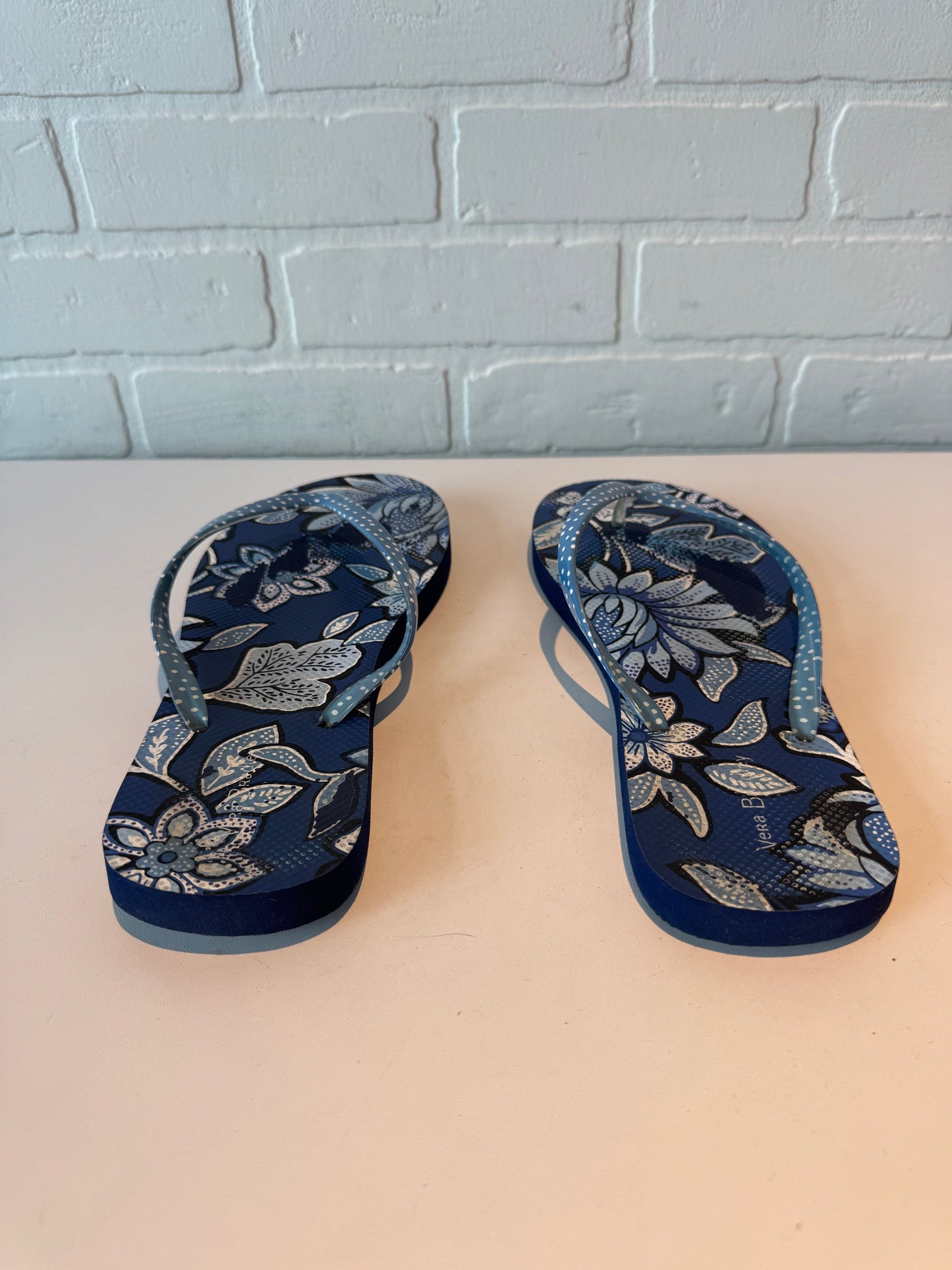 Sandals Flip Flops By Vera Bradley In Blue, Size: 9