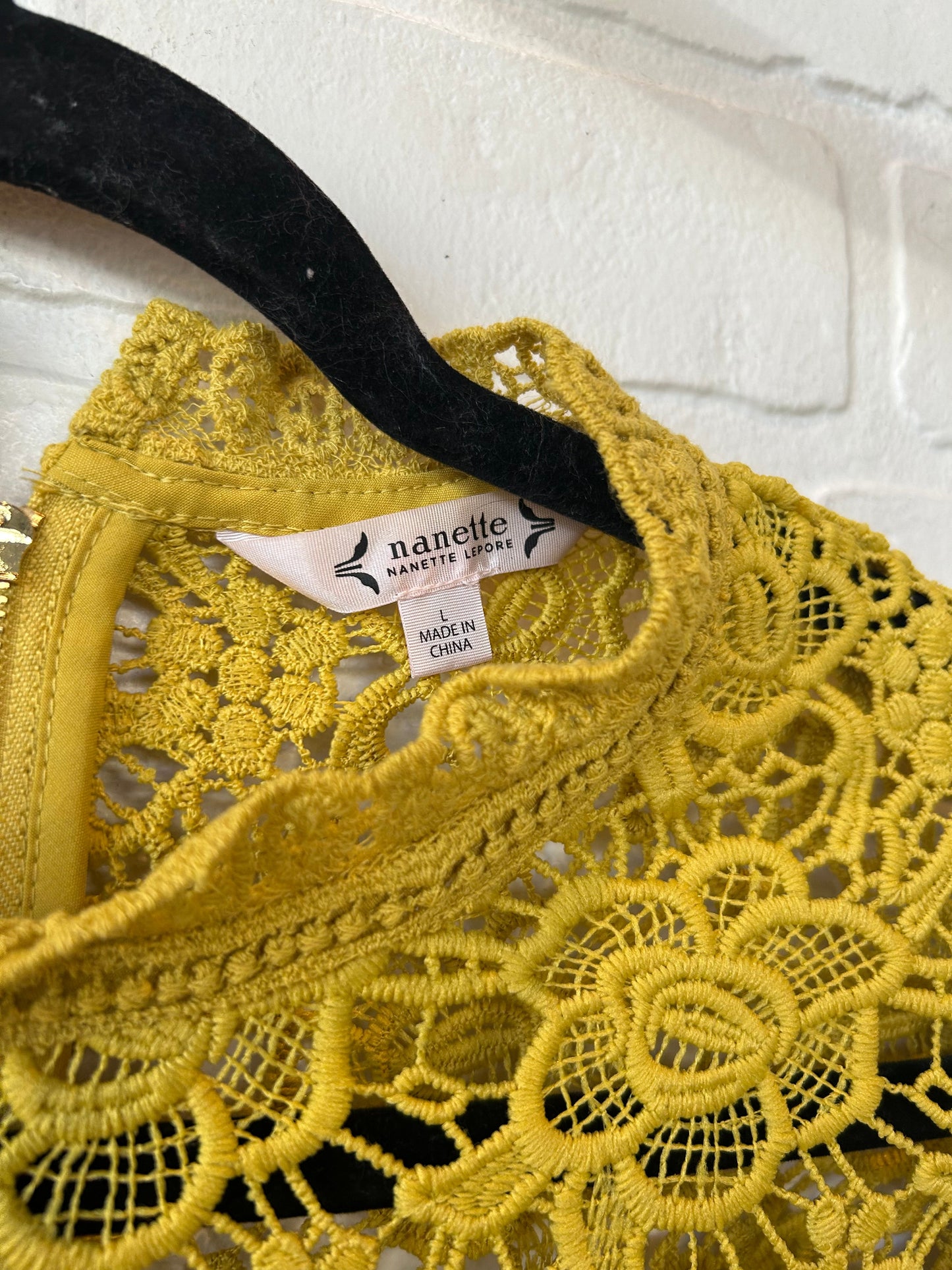 Top Sleeveless By Nanette By Nanette Lepore In Yellow, Size: L