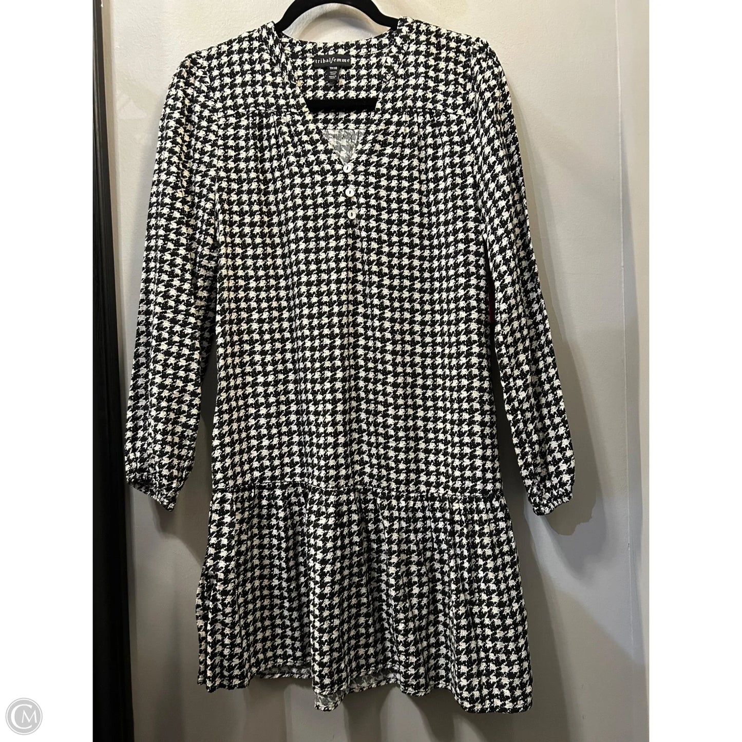 Dress Casual Short By Tribal In Black & Cream, Size: Xs