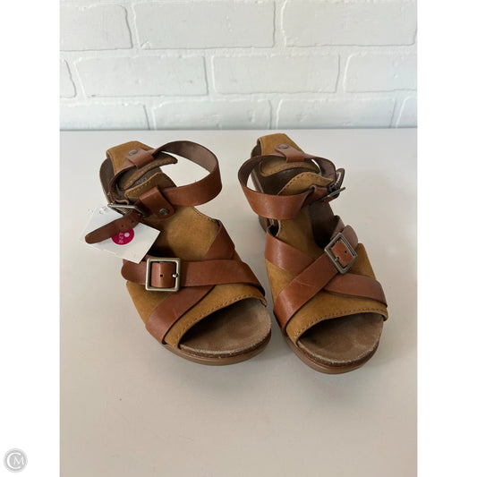 Sandals Heels Block By Dansko In Tan, Size: 6.5
