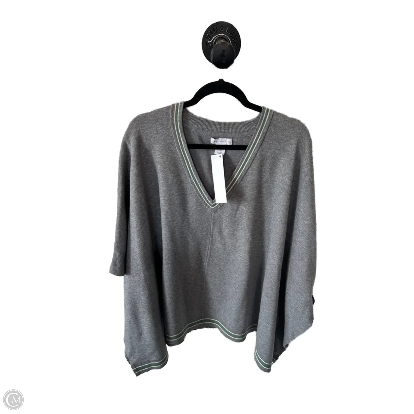 Poncho By House Of Harlow In Grey, Size: Osfm
