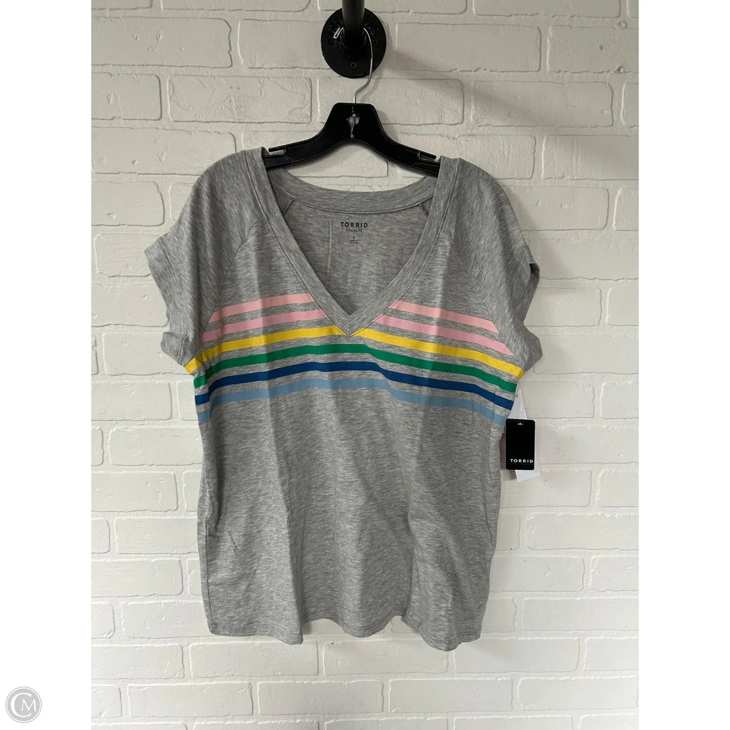 Top Short Sleeve Basic By Torrid In Grey & Pink, Size: 1x