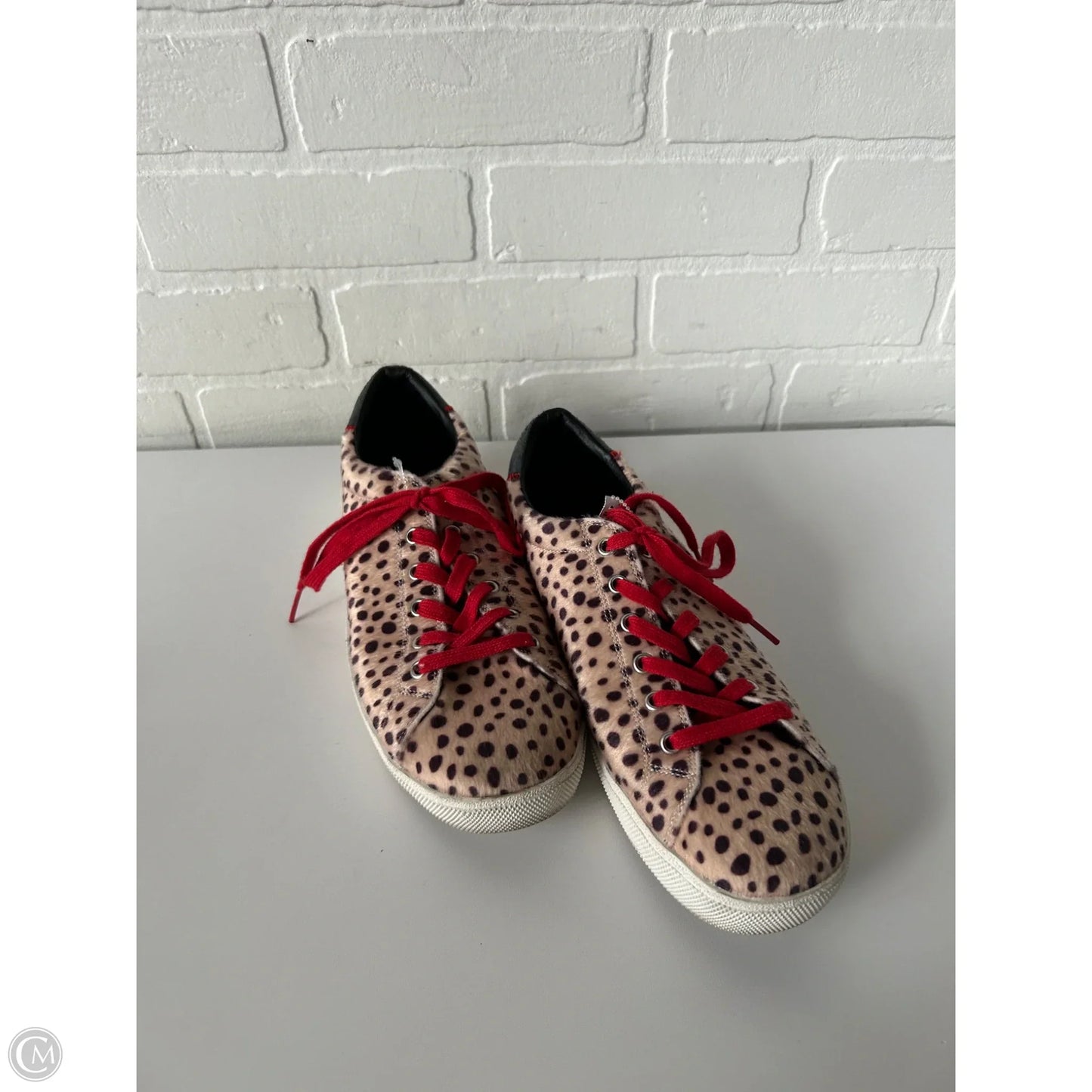 Shoes Sneakers By Skechers In Animal Print, Size: 9