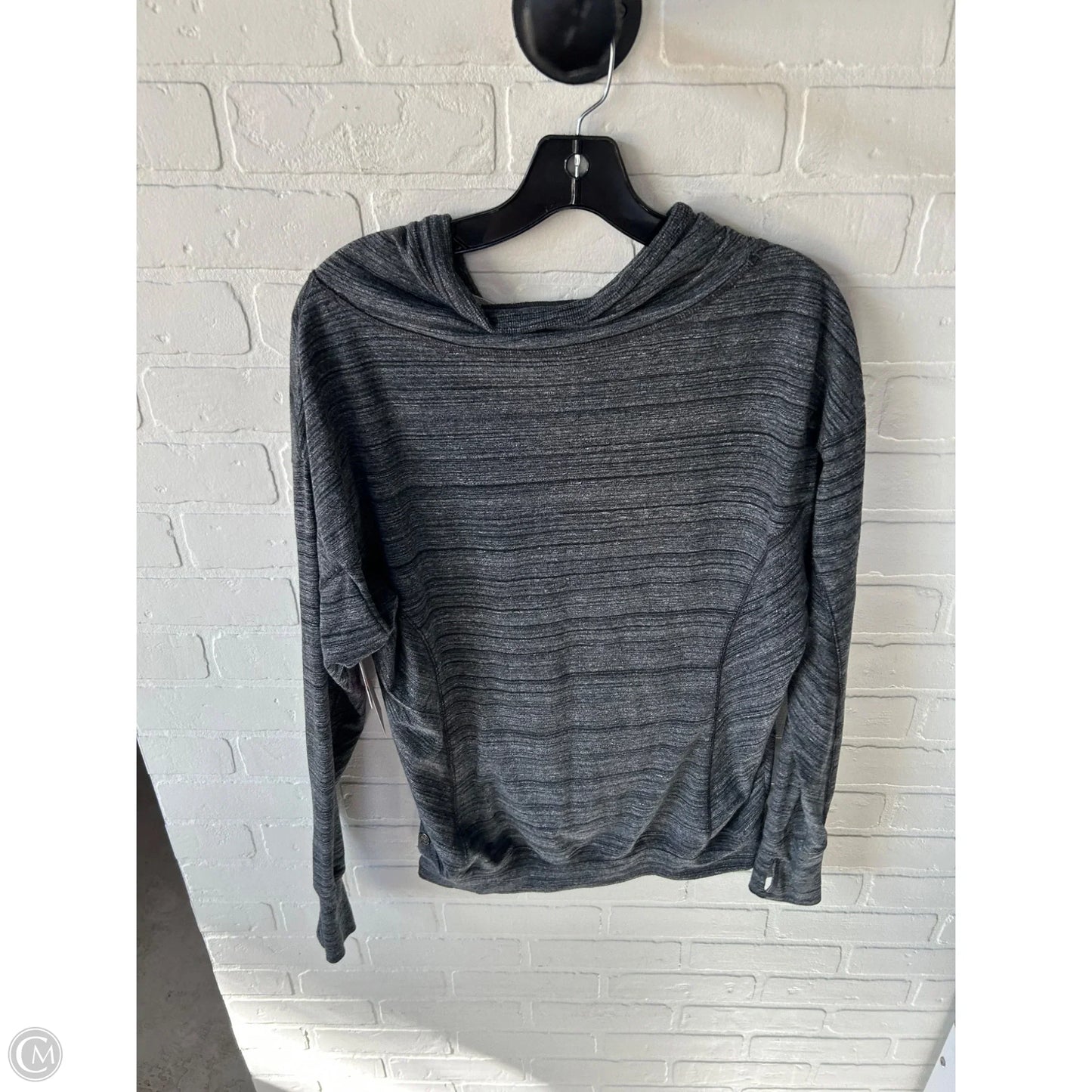 Athletic Top Long Sleeve Collar By Zella In Grey, Size: M