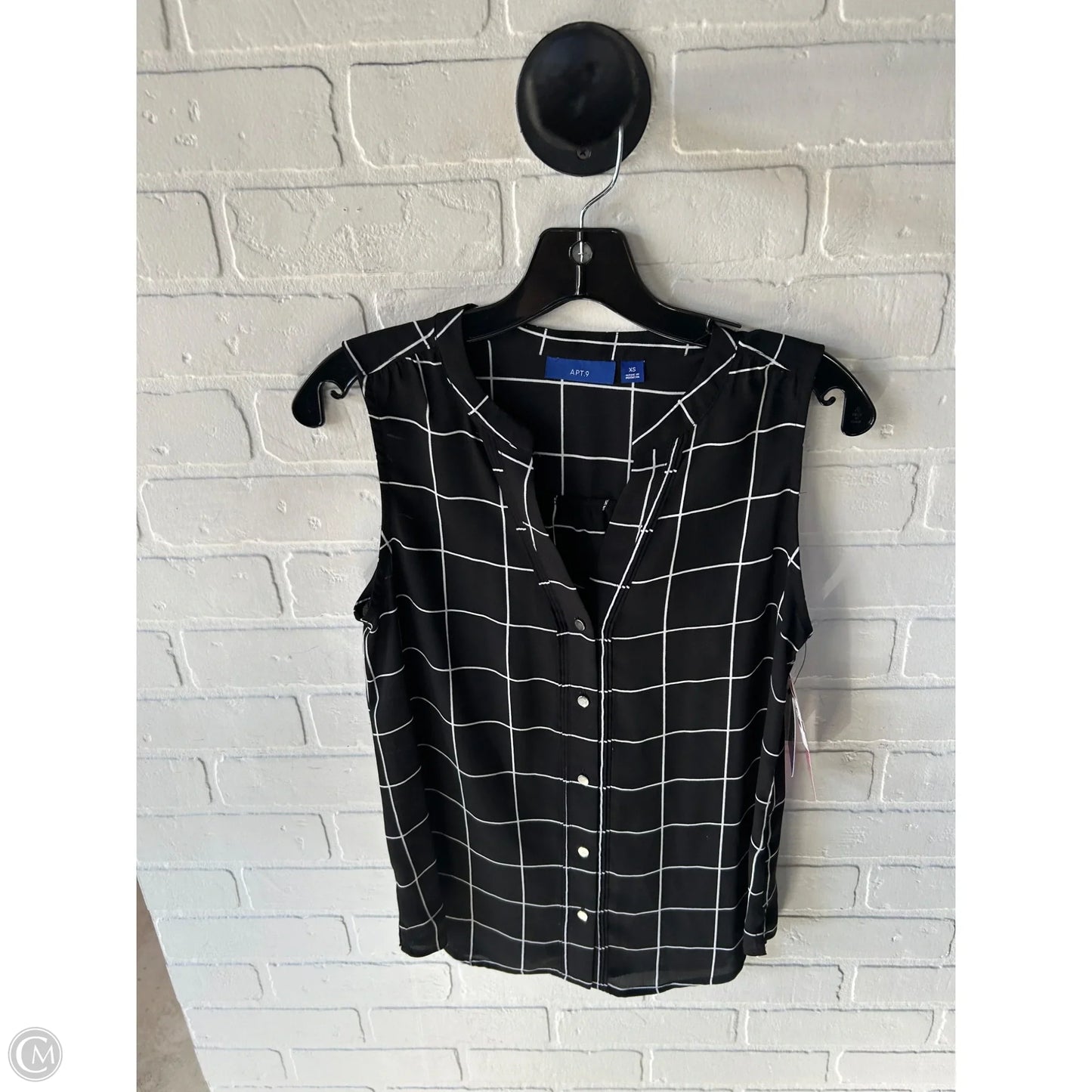 Top Sleeveless By Apt 9 In Black & White, Size: Xs