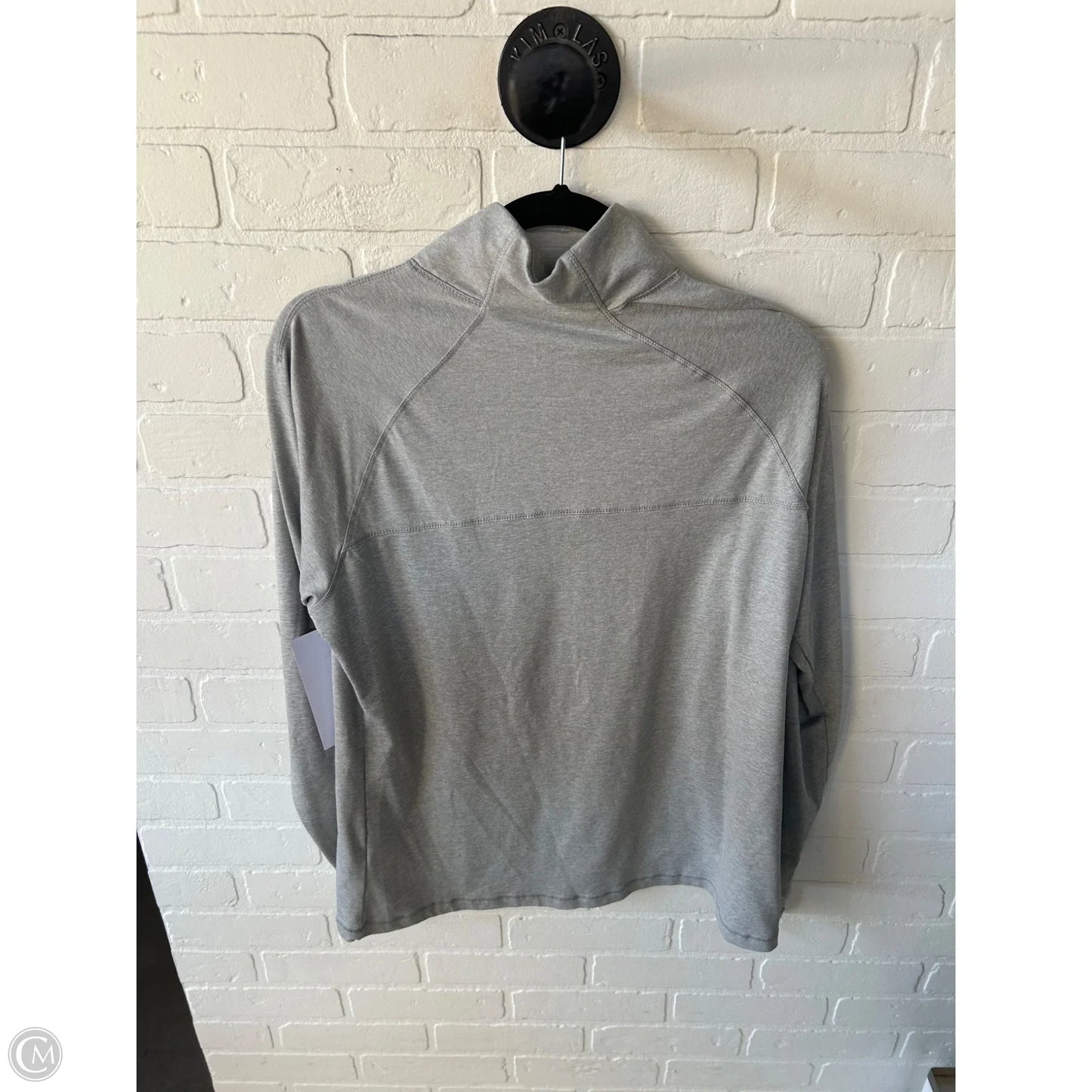 Athletic Top Long Sleeve Collar By Jockey In Grey, Size: Xl