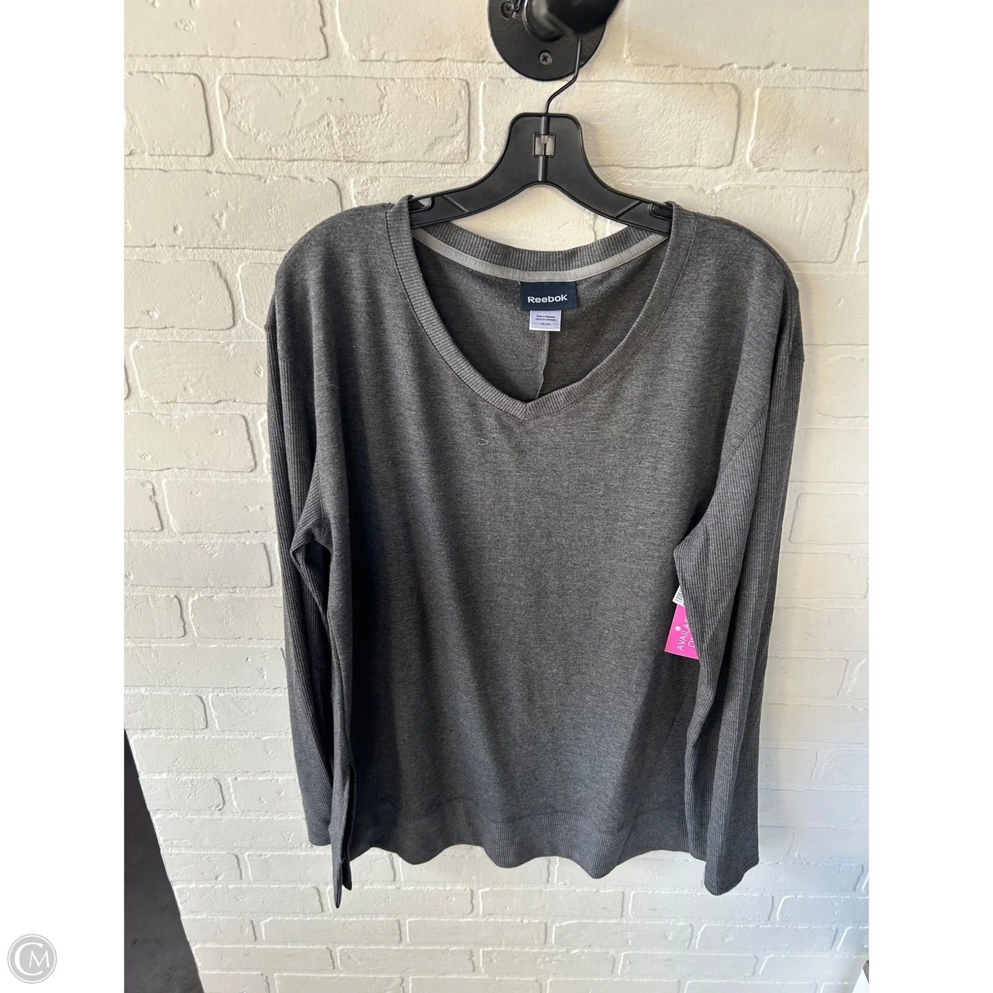 Sweatshirt Crewneck By Reebok In Grey, Size: 2x