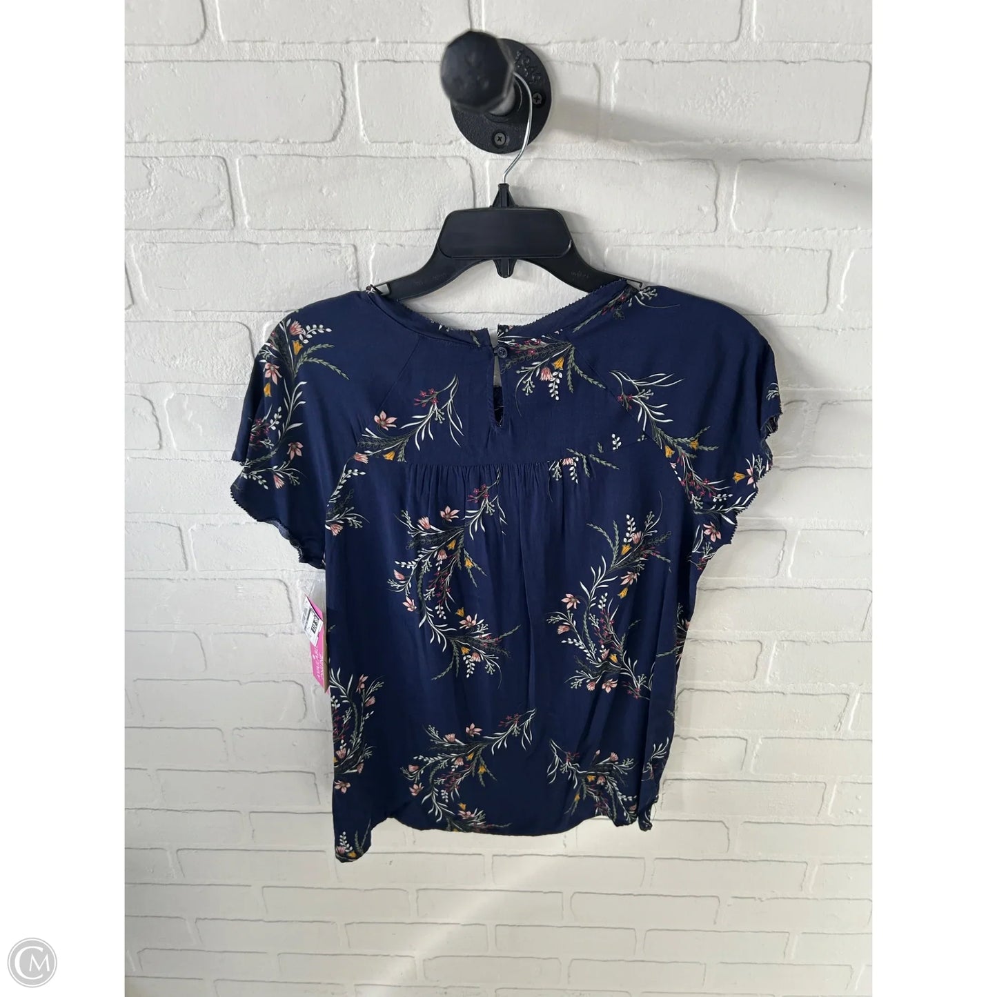 Top Short Sleeve By St Johns Bay In Blue & Pink, Size: M