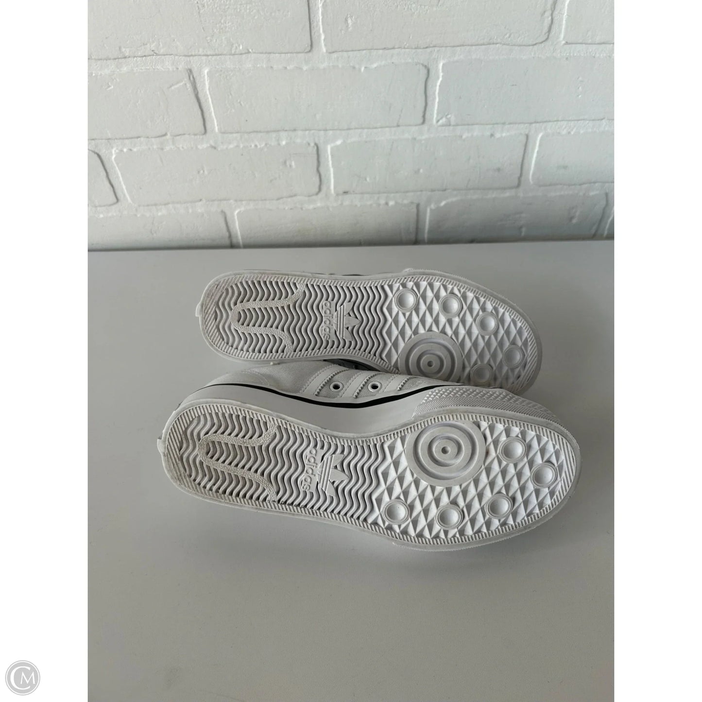 Shoes Sneakers By Adidas In White, Size: 6.5