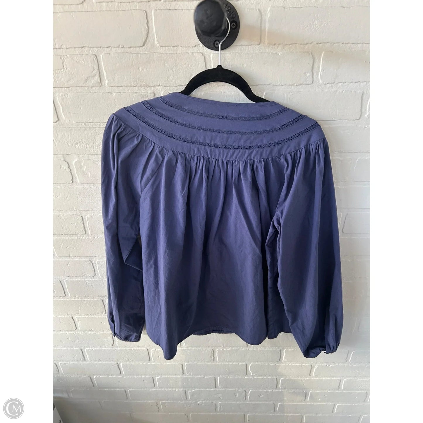 Top Long Sleeve By Universal Thread In Blue, Size: M