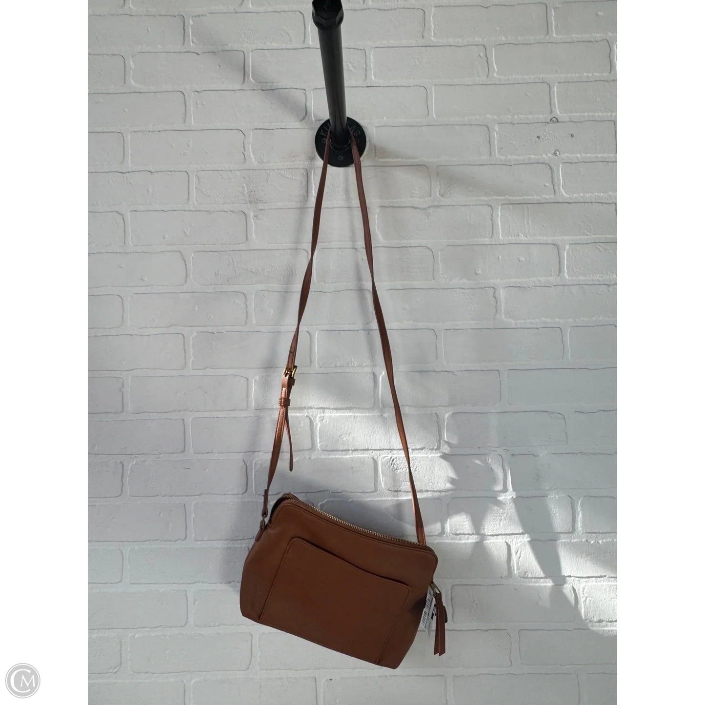 Crossbody By Universal Thread, Size: Medium