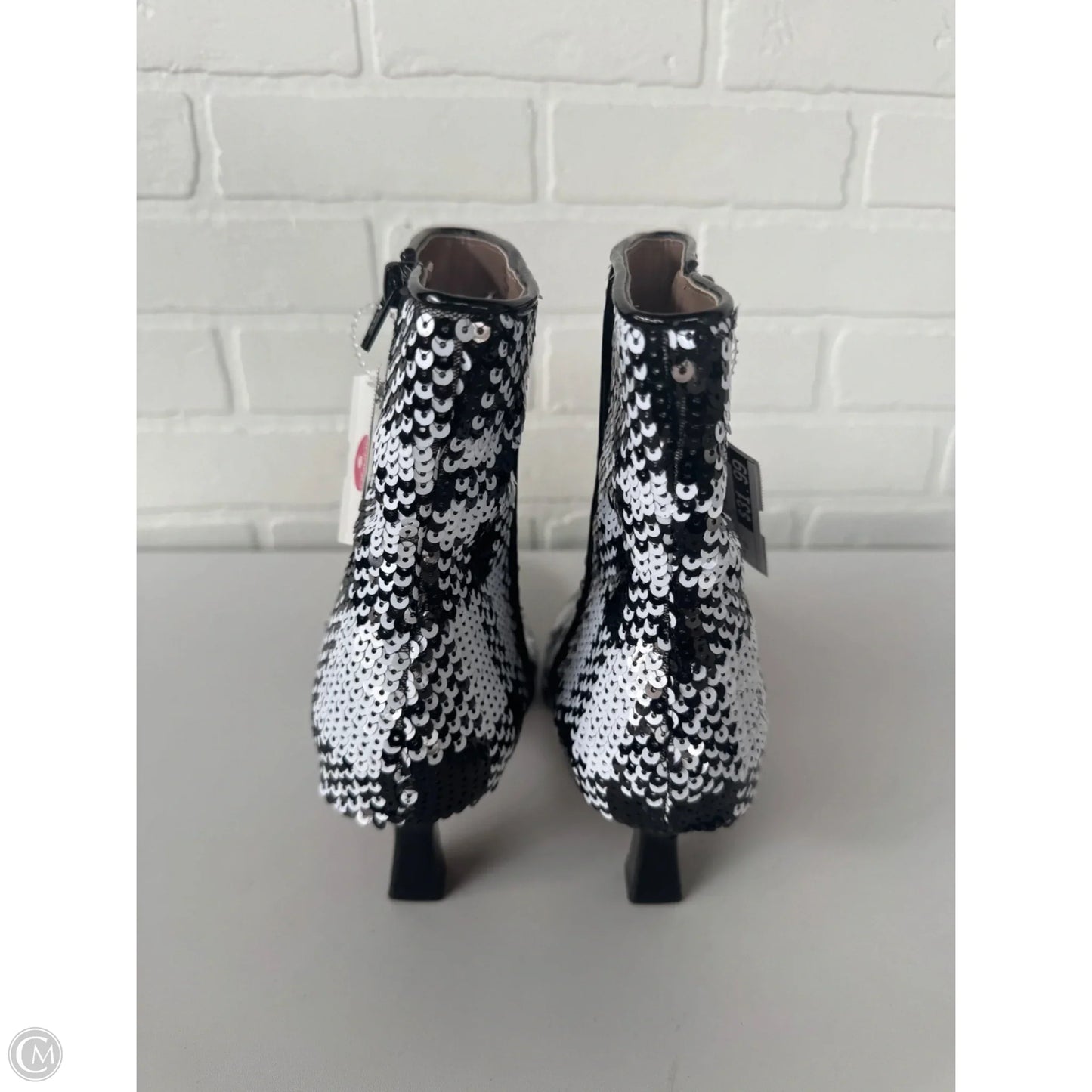 Boots Ankle Heels By Betsey Johnson In Black & White, Size: 10