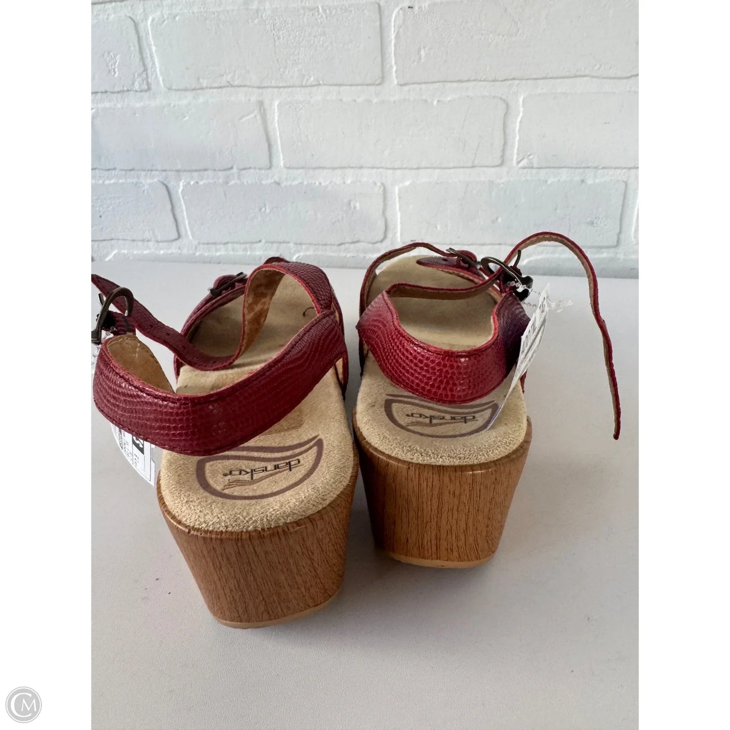 Sandals Heels Block By Dansko In Red & Tan, Size: 7.5