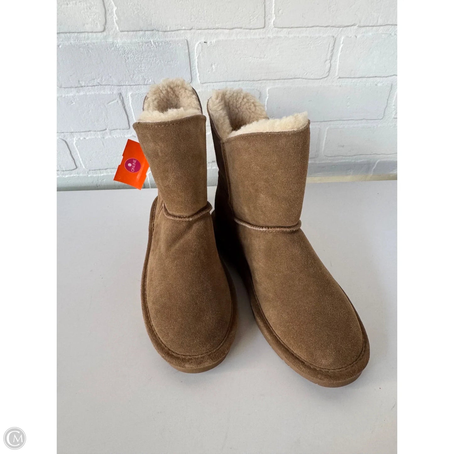 Boots Ankle Flats By Bearpaw In Tan, Size: 5