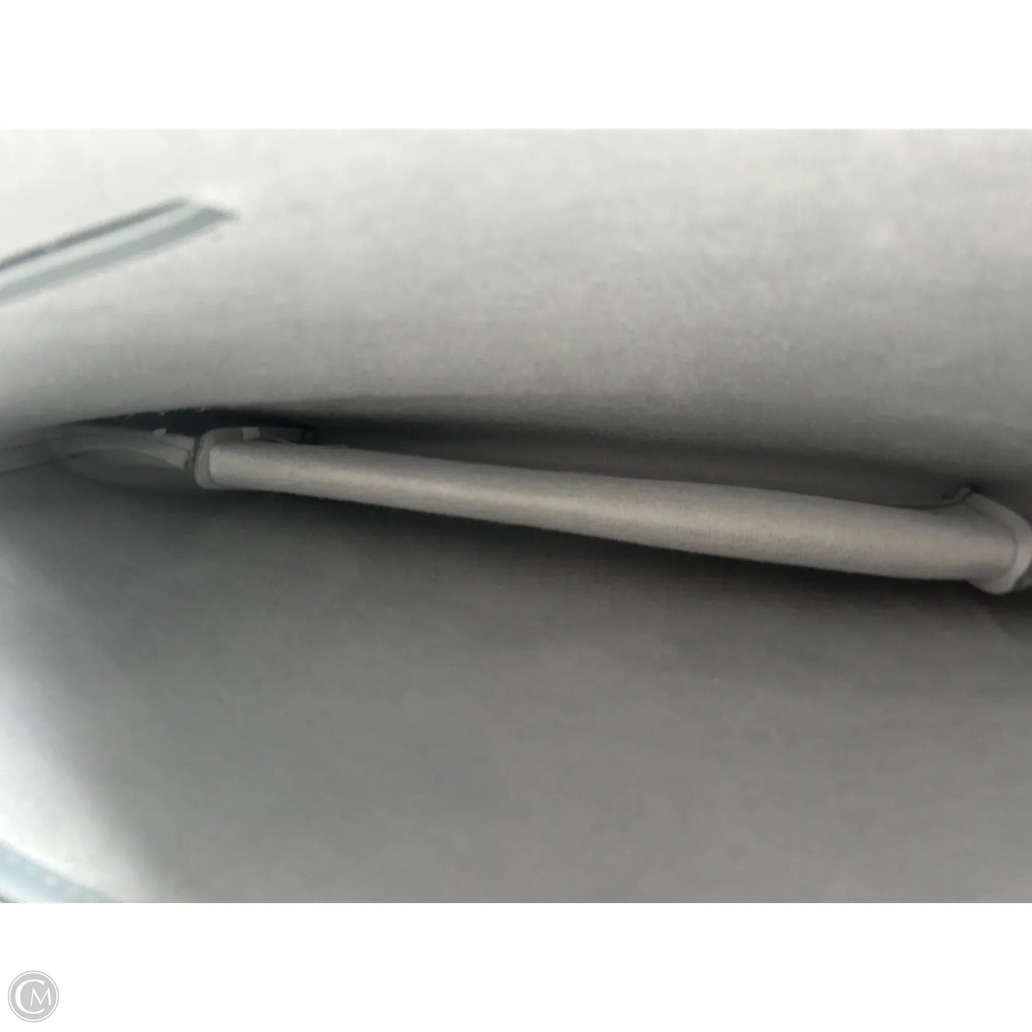 Tote By Clothes Mentor, Size: Medium