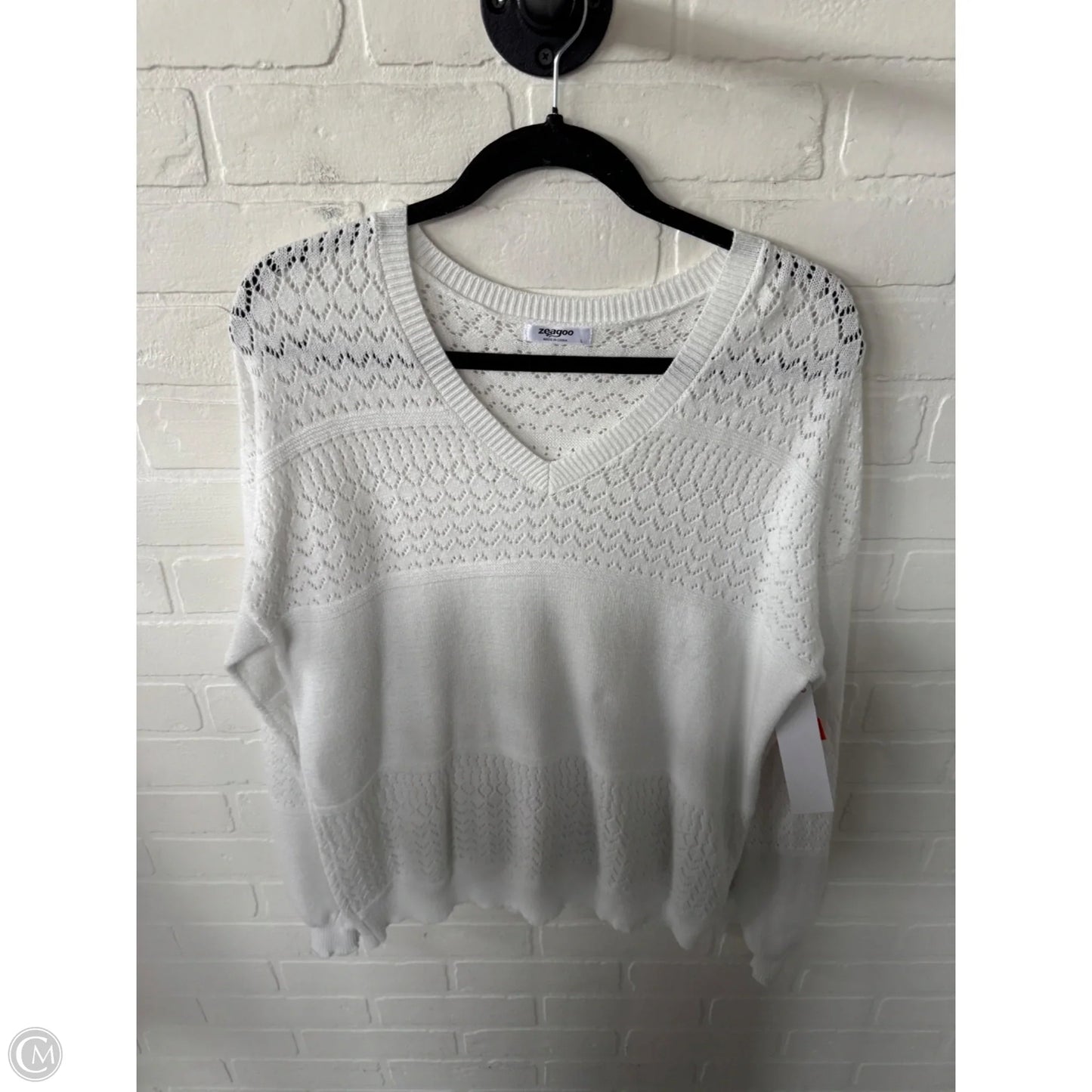 Sweater By Zeagoo In White, Size: L