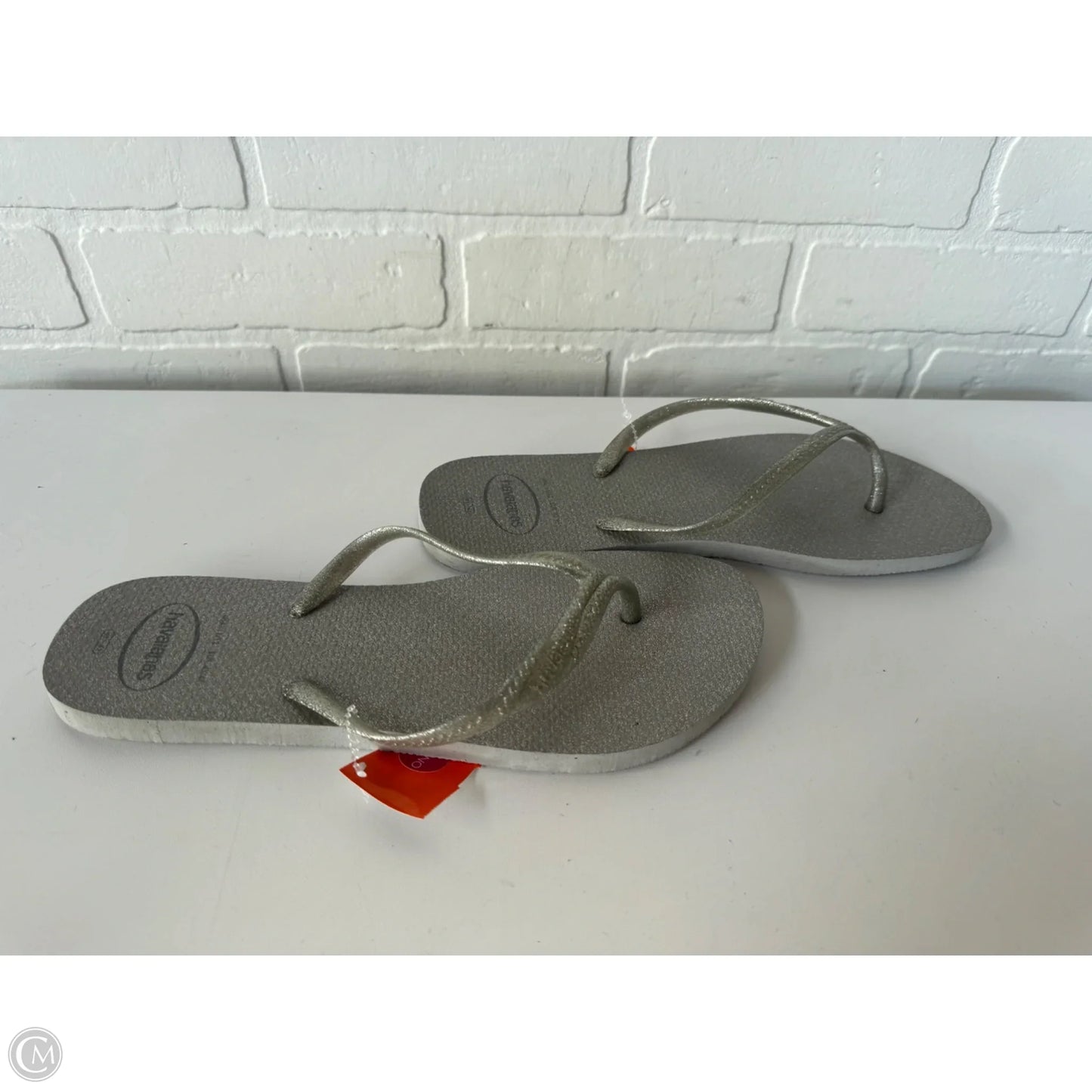 Sandals Flip Flops By Havaianas In Silver, Size: 11